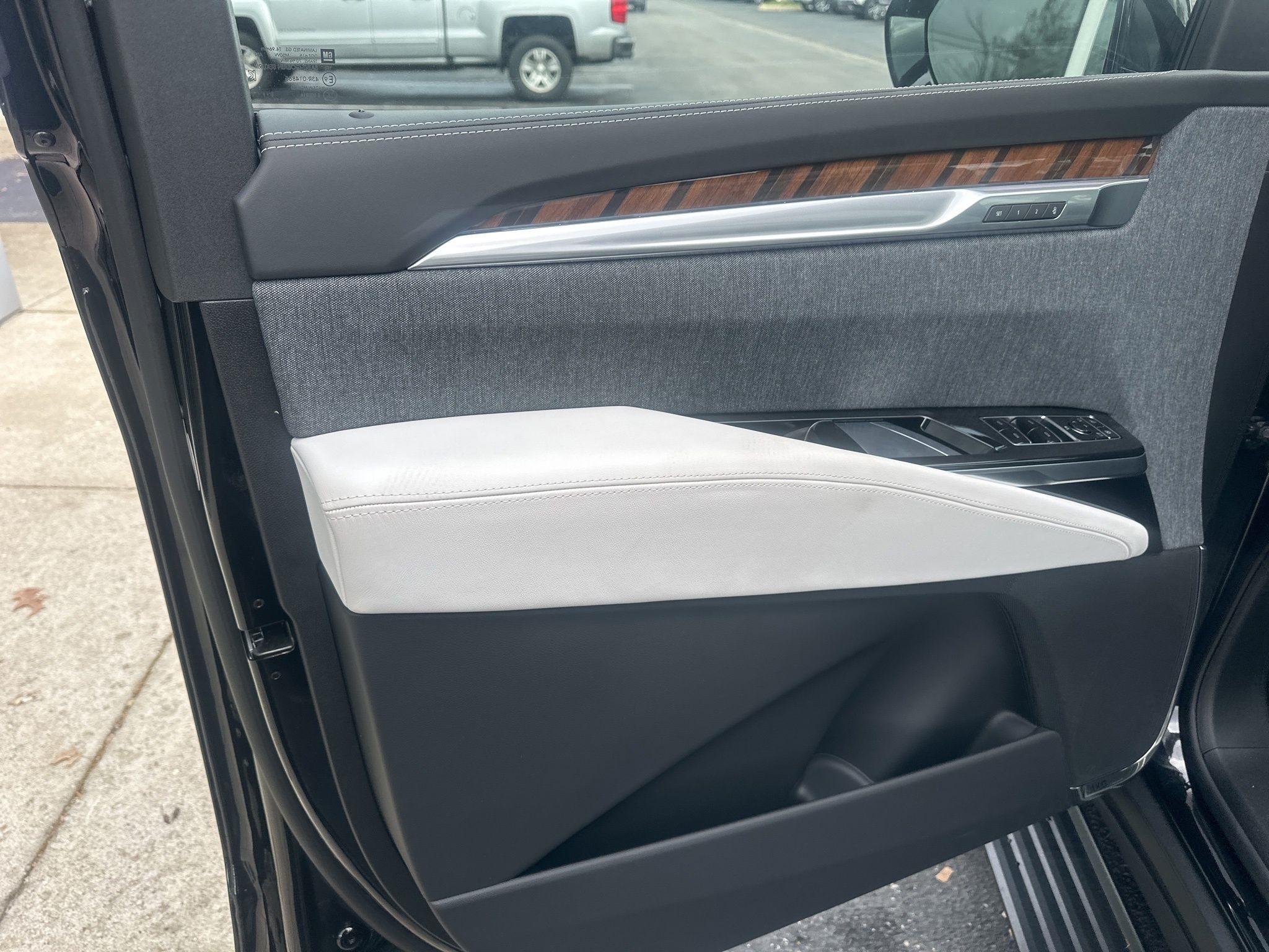 Cadillac Escalade  2026