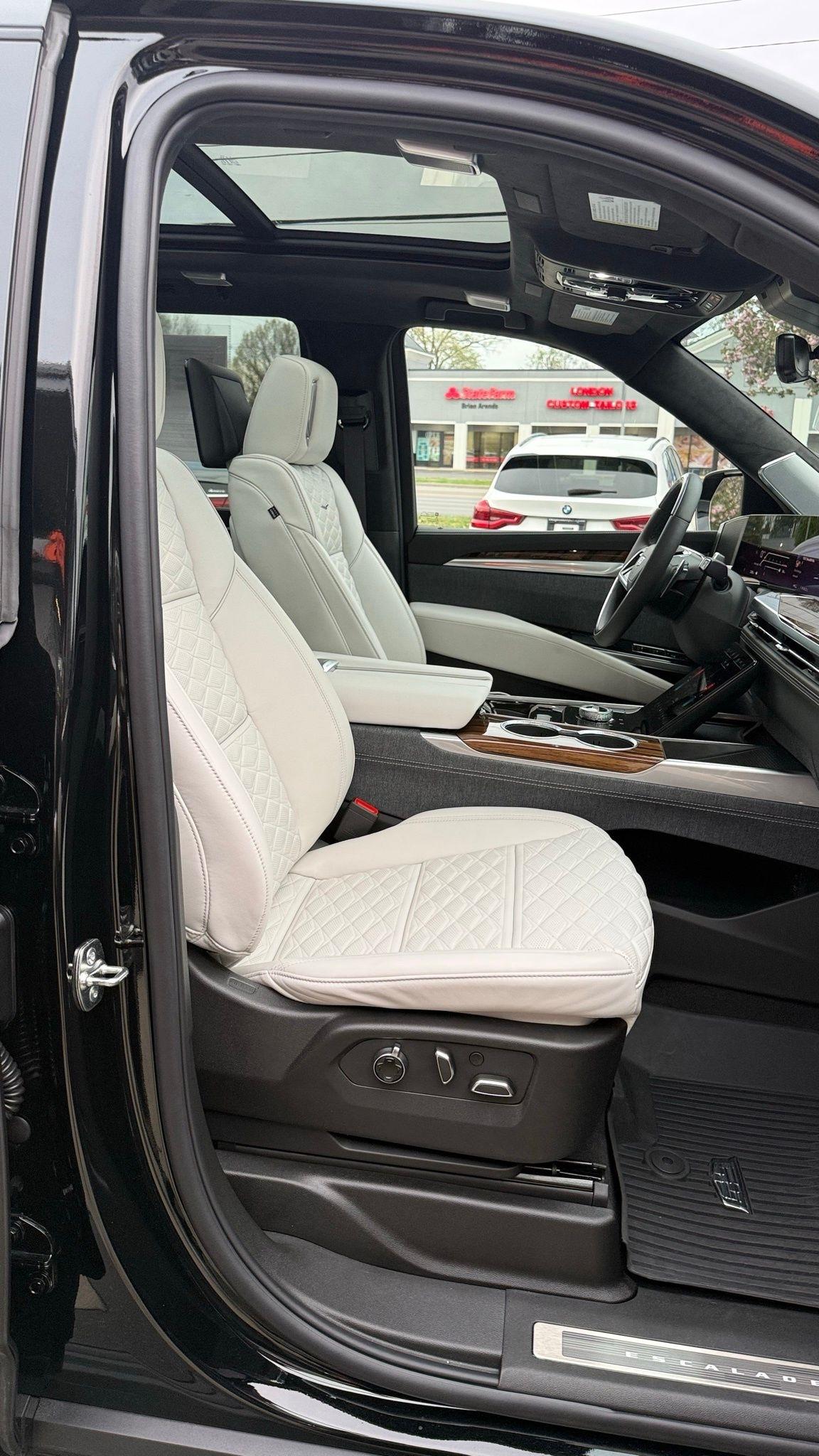 Cadillac Escalade  2026