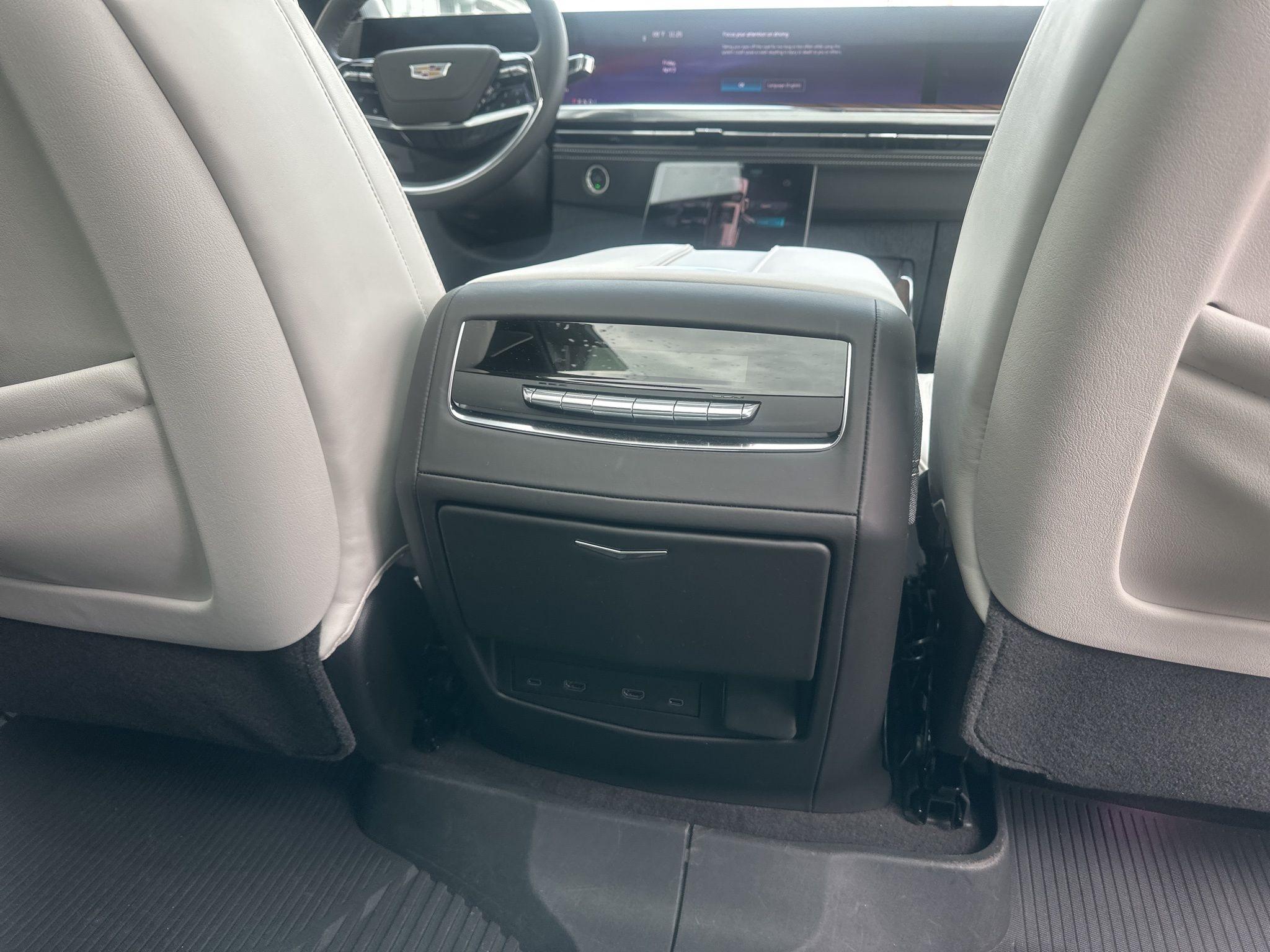 Cadillac Escalade  2026