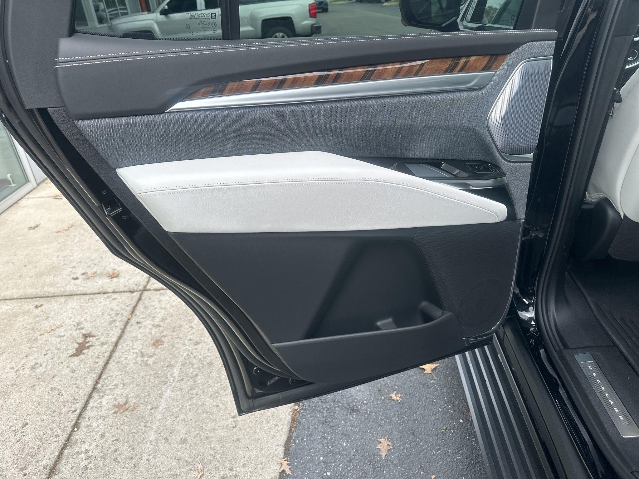 Cadillac Escalade  2026