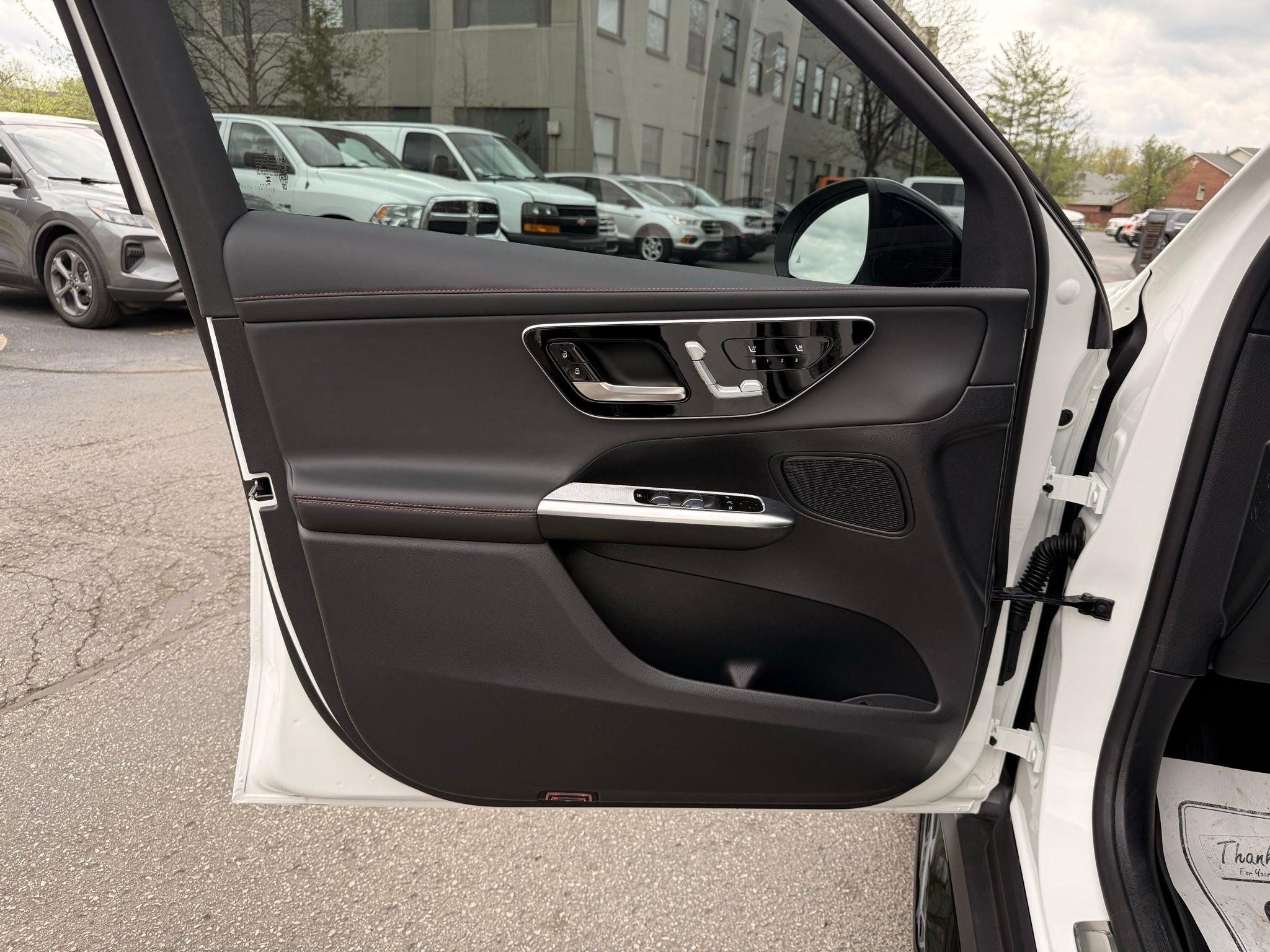 Mercedes-Benz GLC  2026