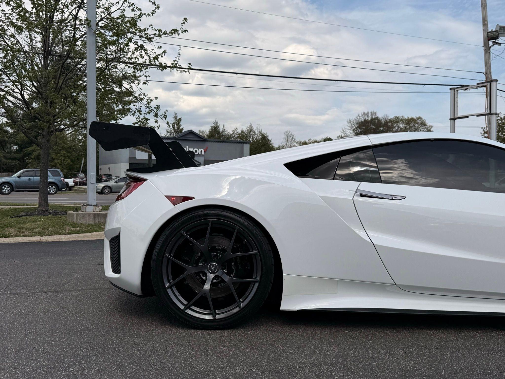 Acura NSX  2017