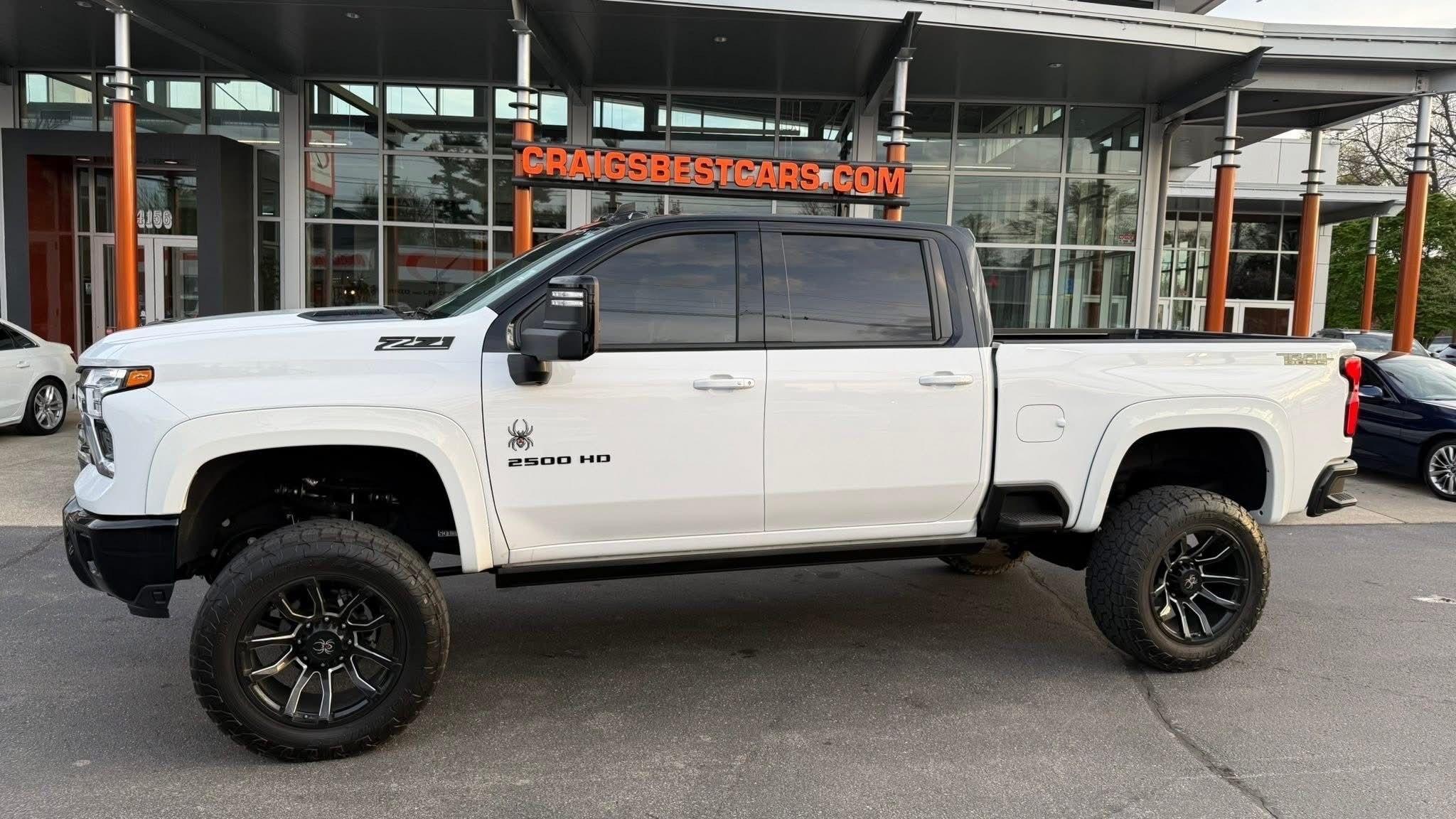 Chevrolet Silverado 2500HD  2025