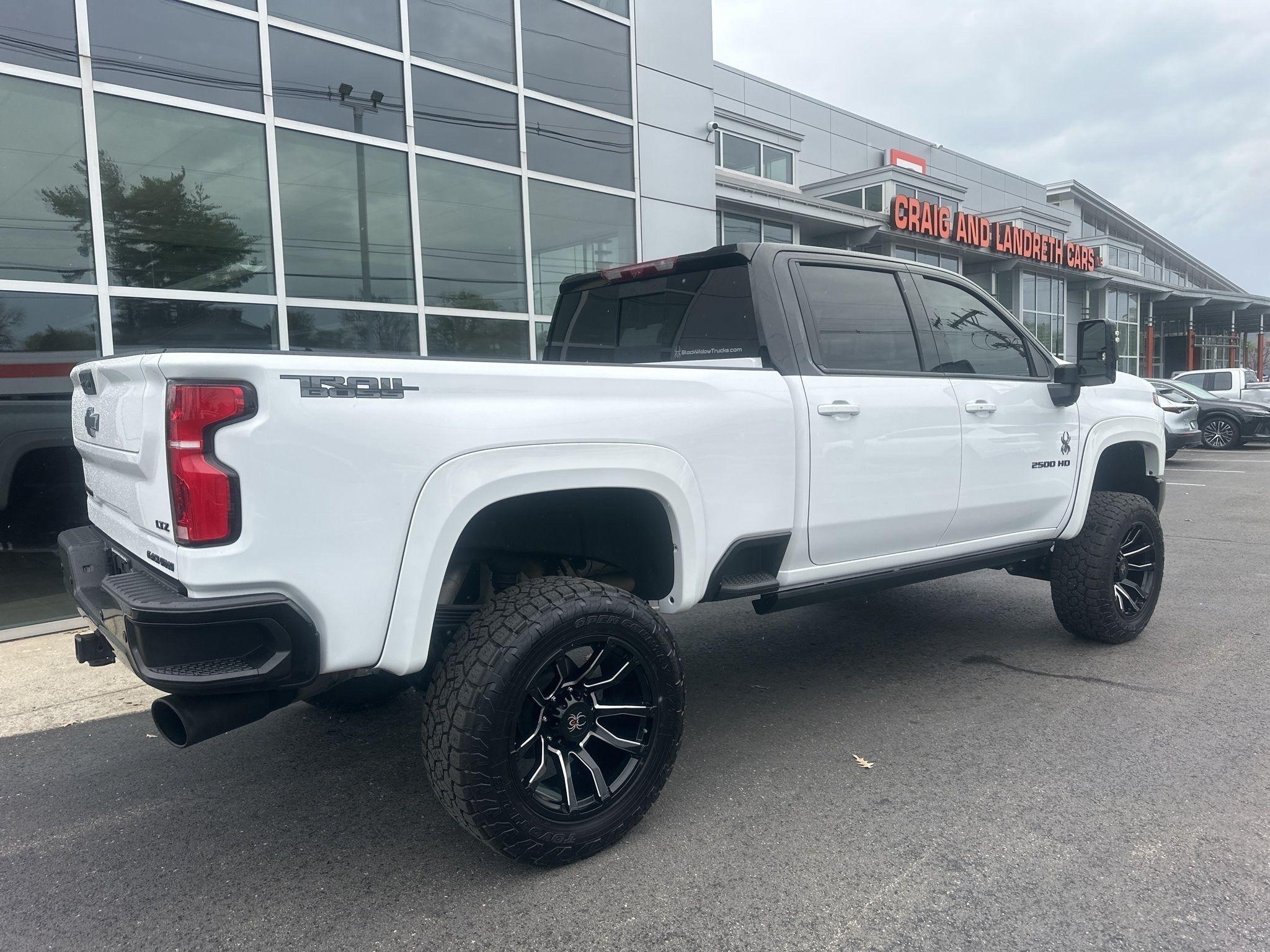 Chevrolet Silverado 2500HD  2025