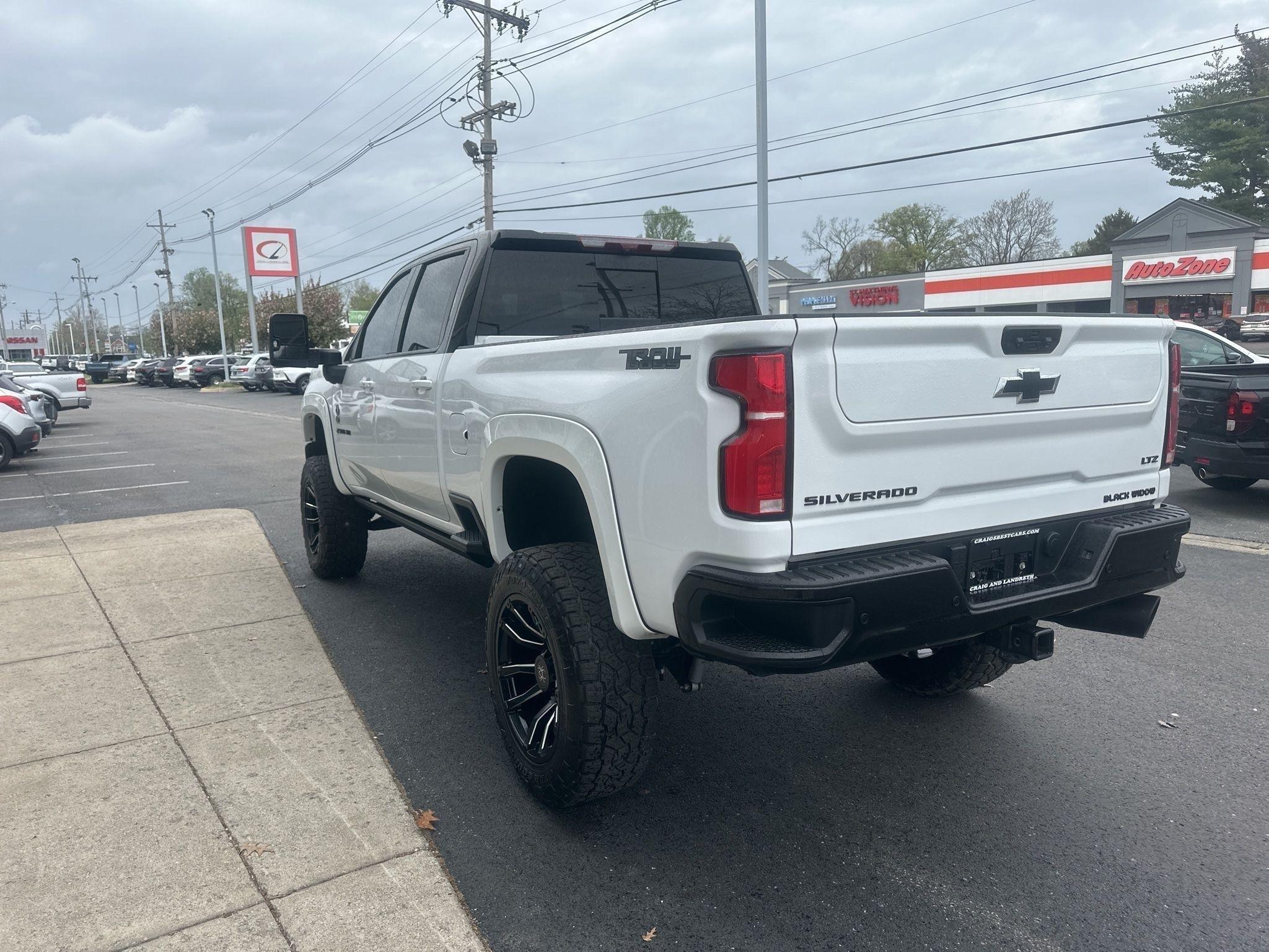 Chevrolet Silverado 2500HD  2025