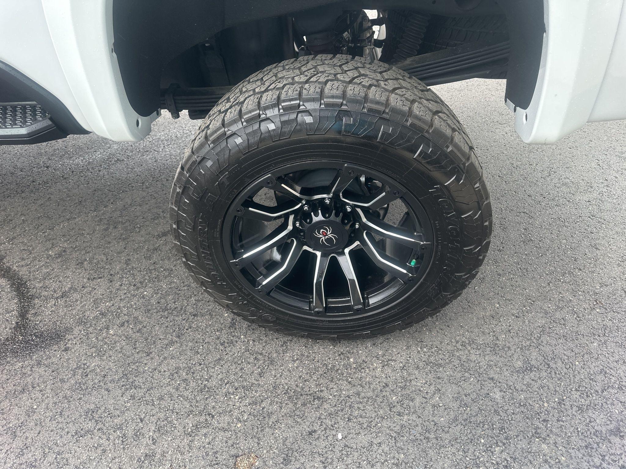 Chevrolet Silverado 2500HD  2025