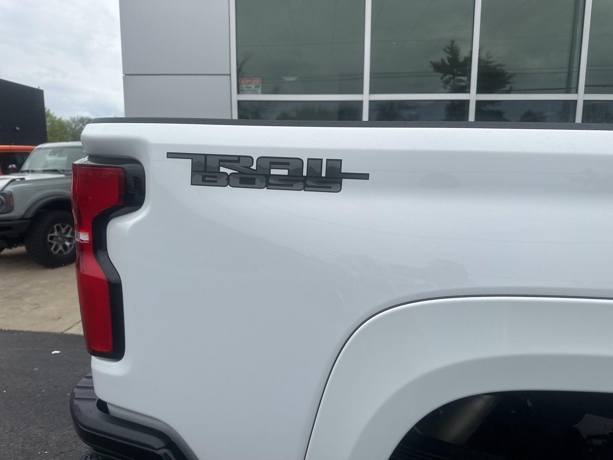 Chevrolet Silverado 2500HD  2025