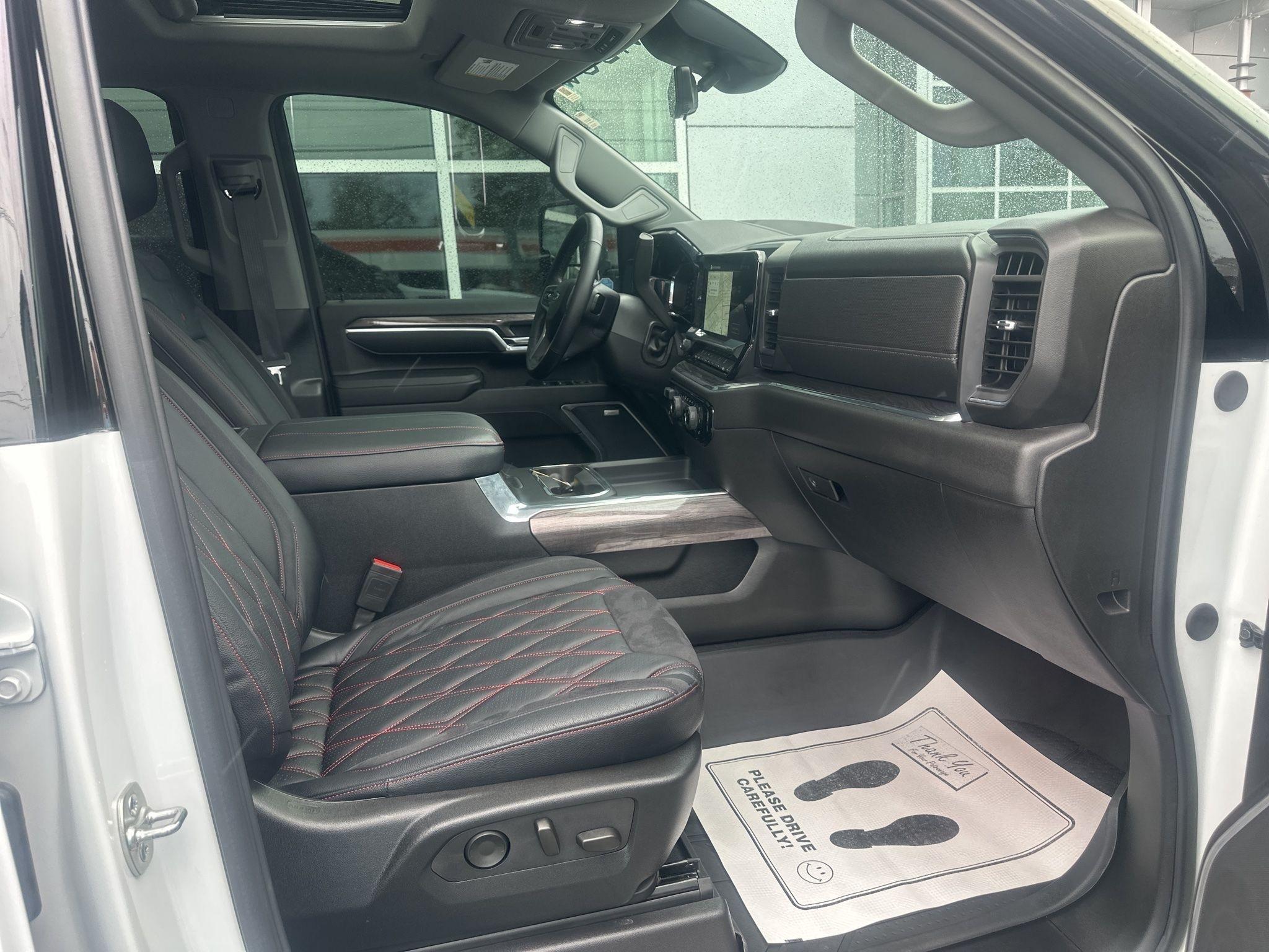 Chevrolet Silverado 2500HD  2025