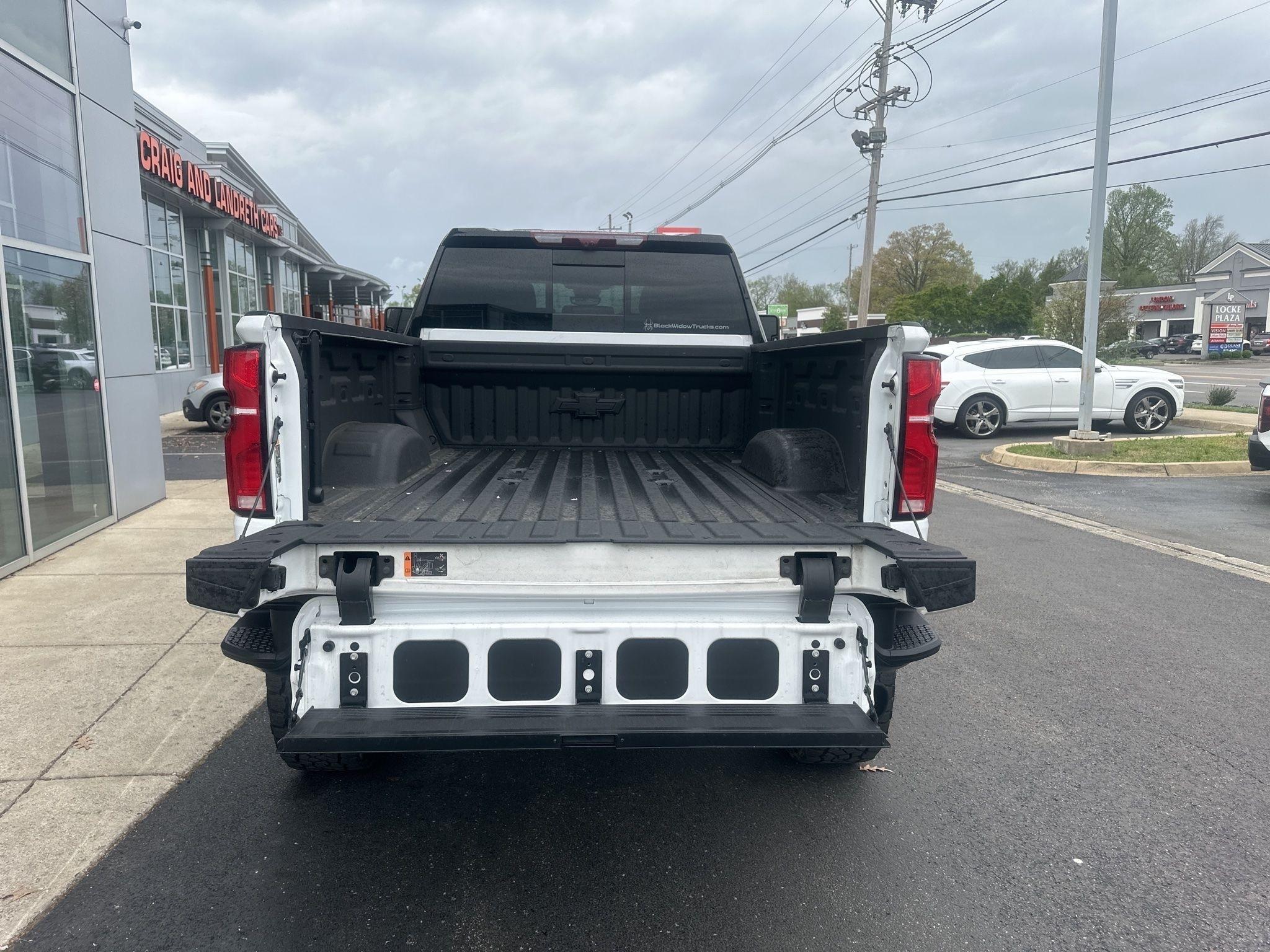 Chevrolet Silverado 2500HD  2025