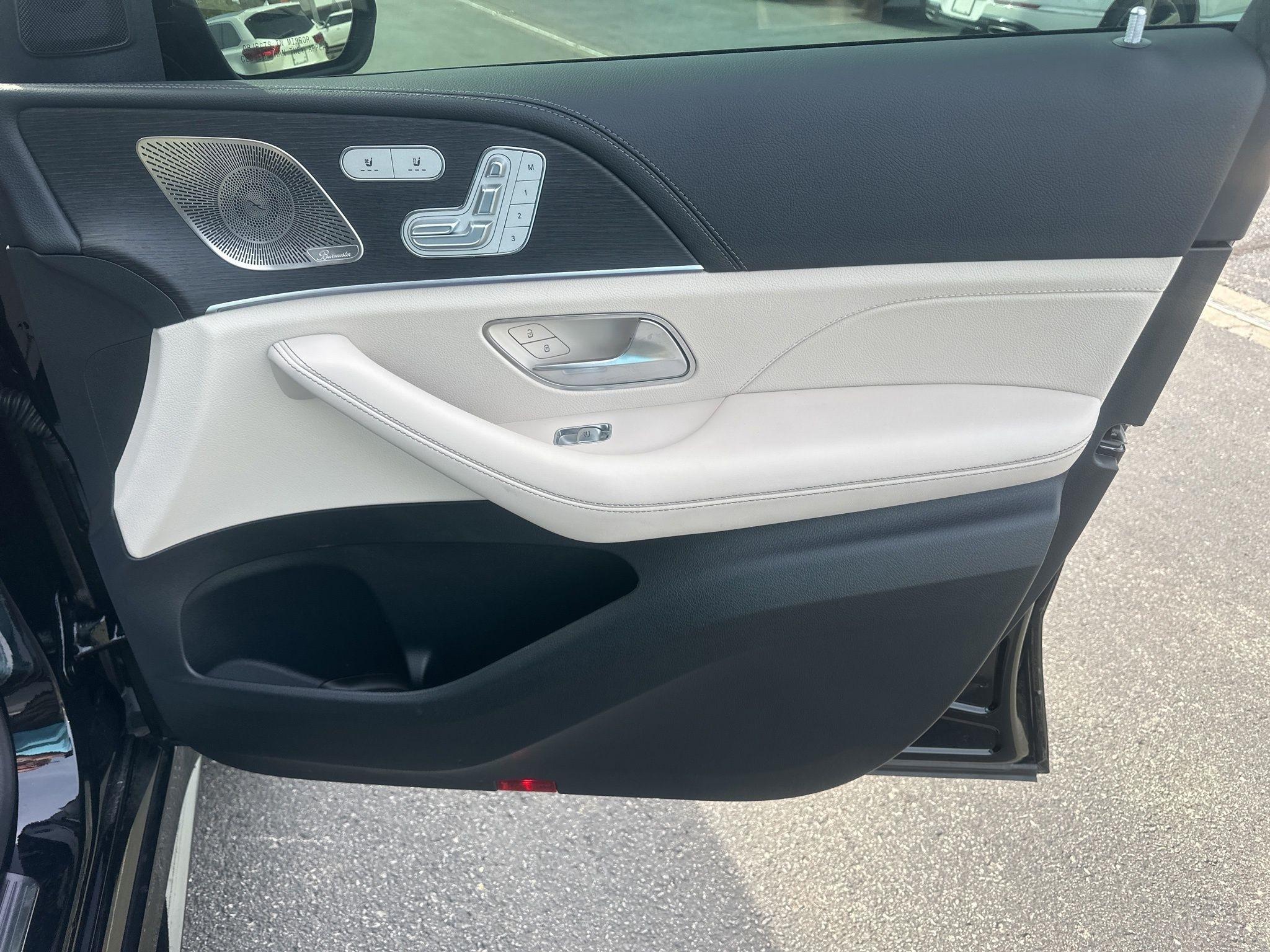 Mercedes-Benz GLE  2026