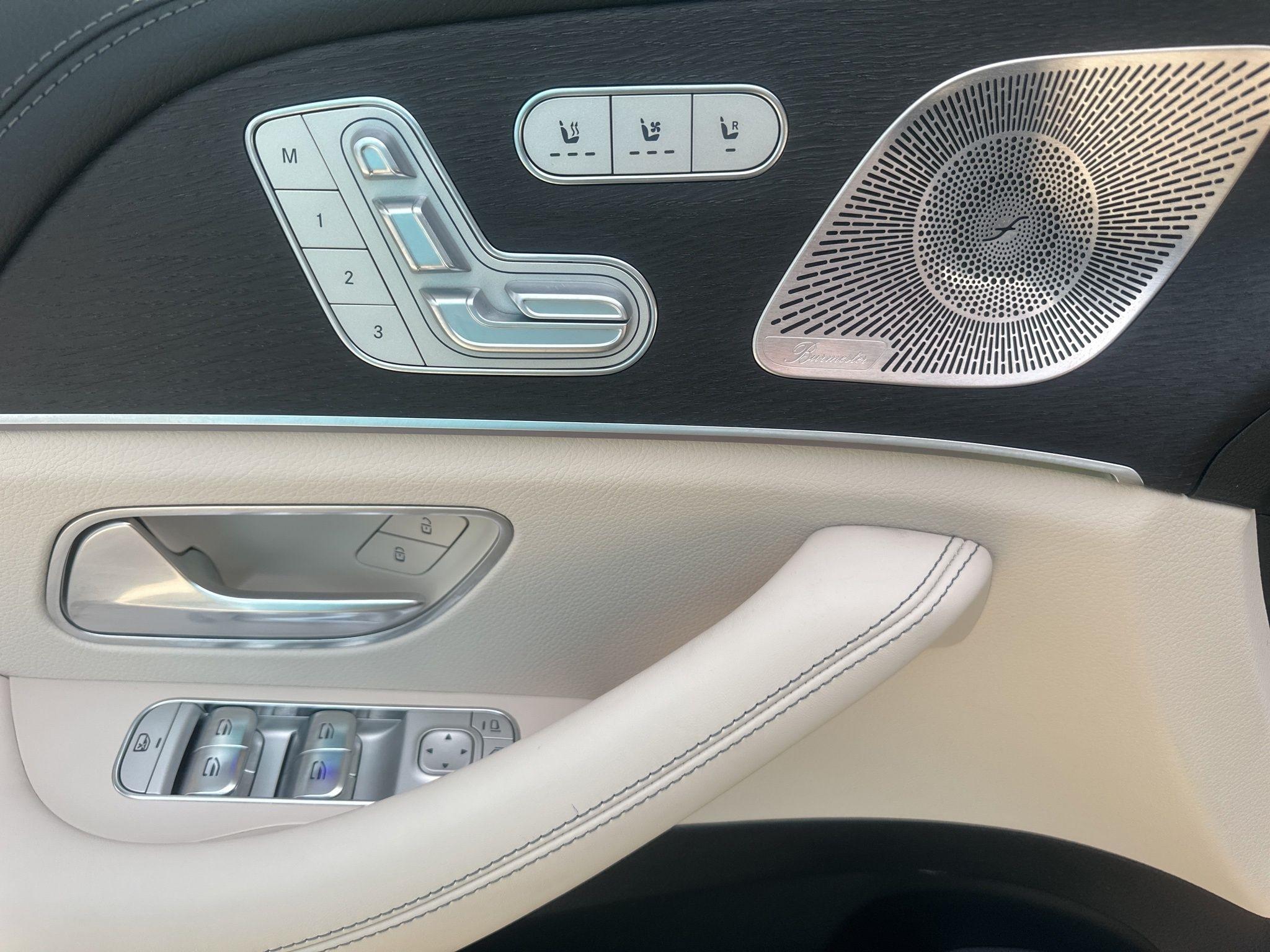 Mercedes-Benz GLE  2026