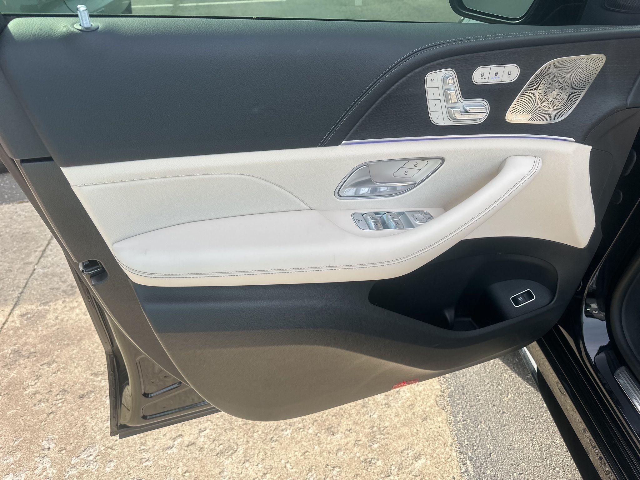 Mercedes-Benz GLE  2026