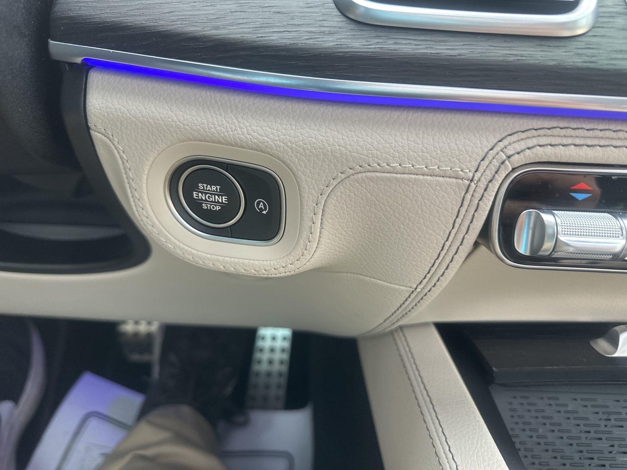 Mercedes-Benz GLE  2026