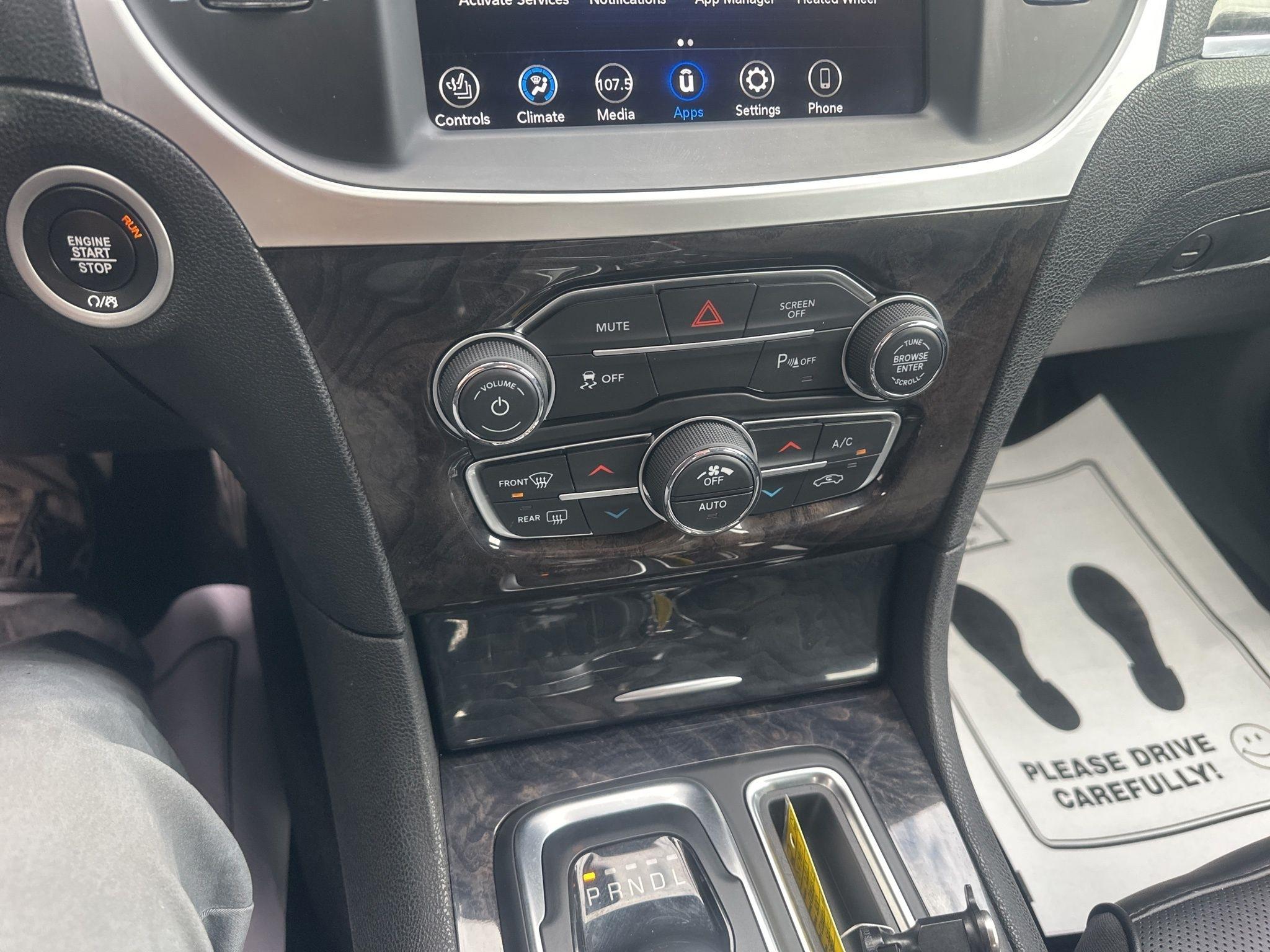 Chrysler 300  2023