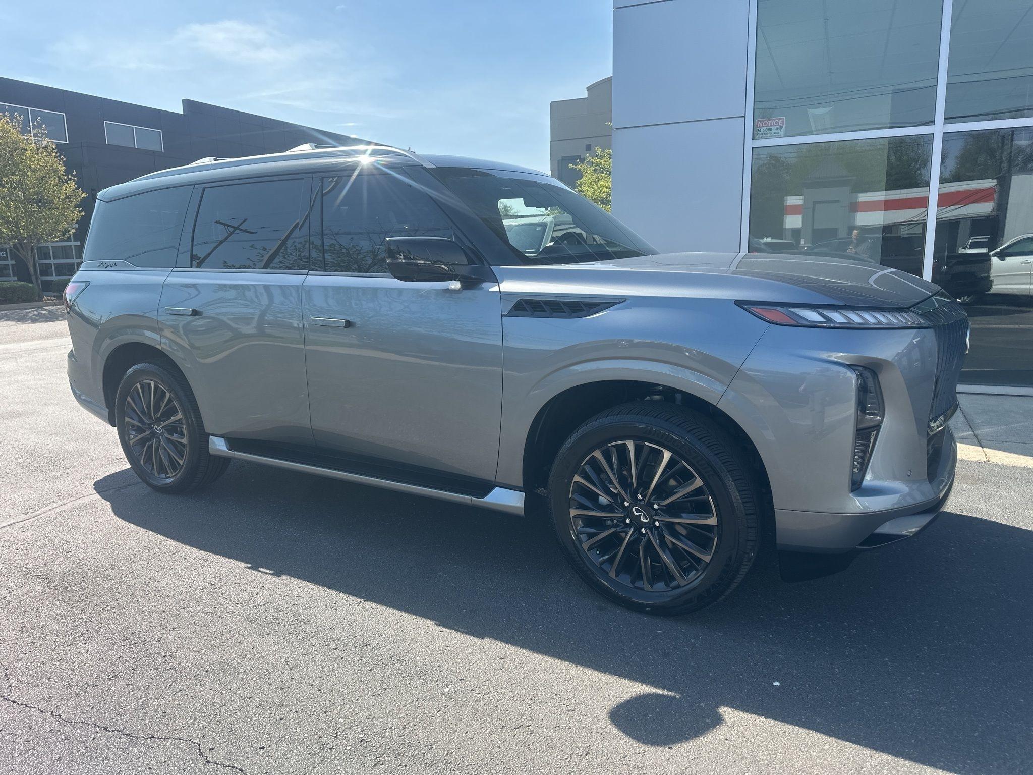 Infiniti QX80  2025