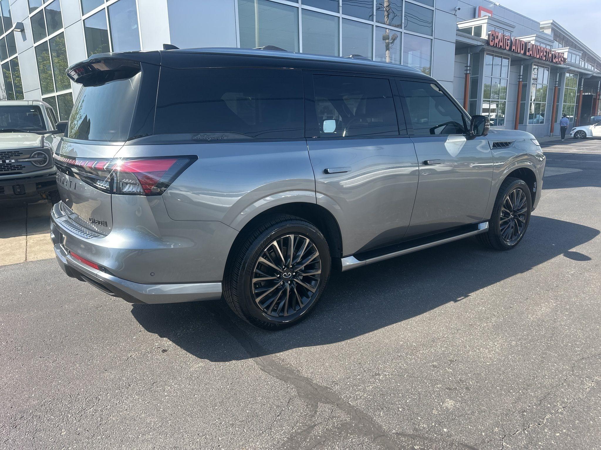 Infiniti QX80  2025