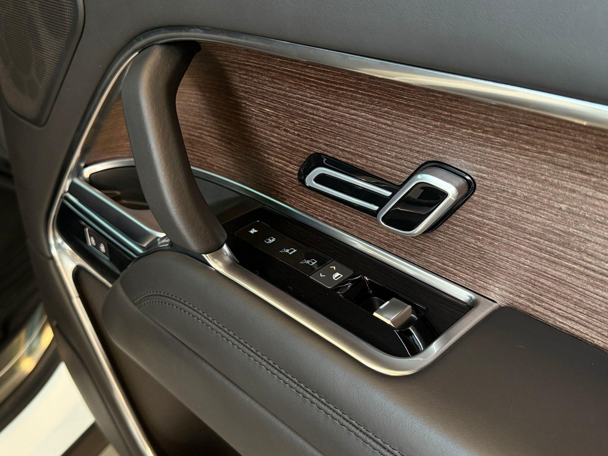 Land Rover Range Rover  2025