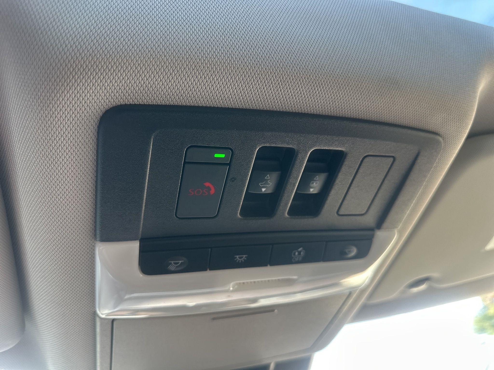 Nissan Rogue  2021