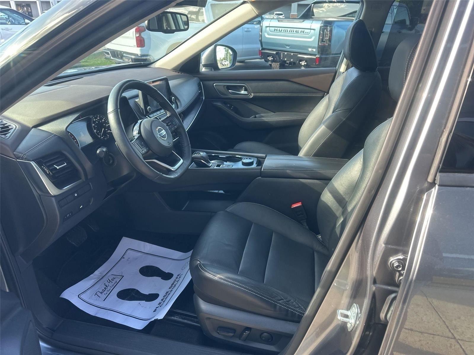 Nissan Rogue  2021