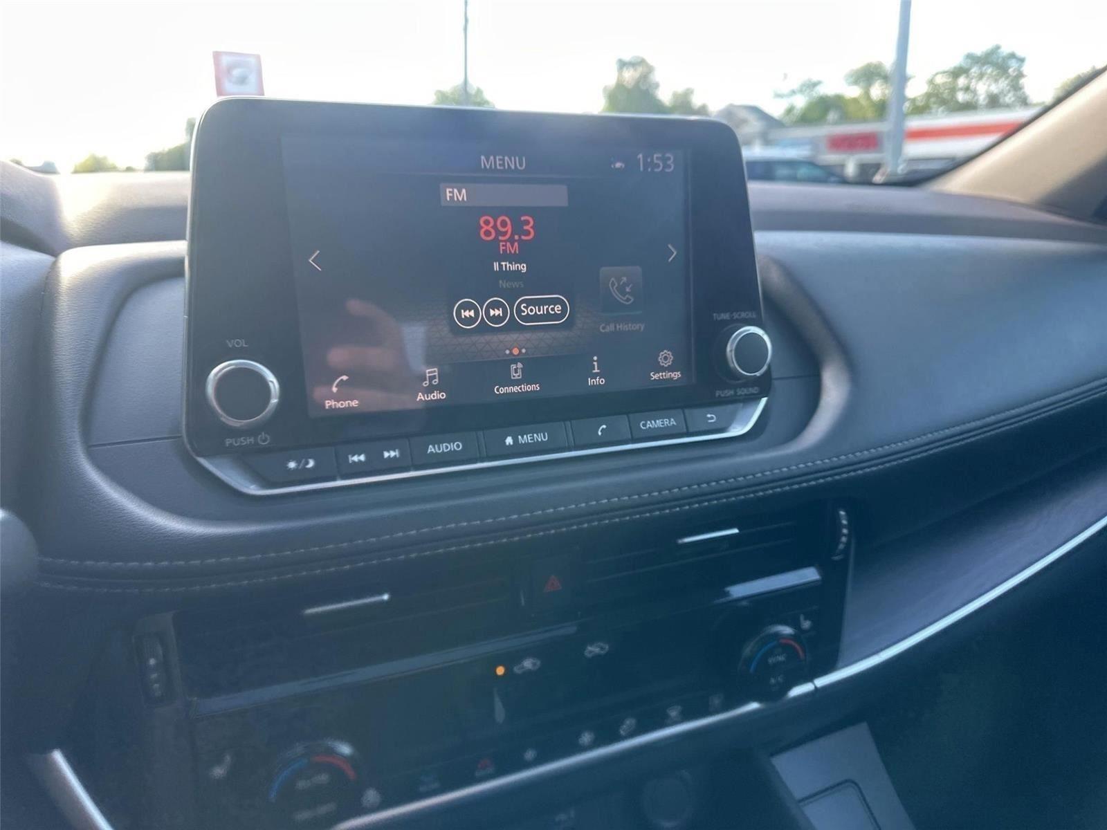 Nissan Rogue  2021