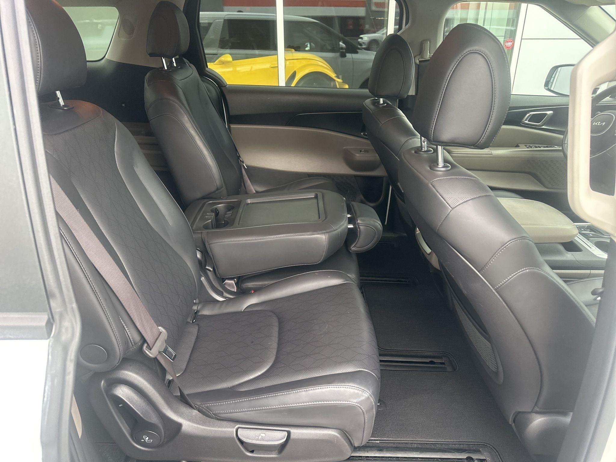 Kia Carnival  2025