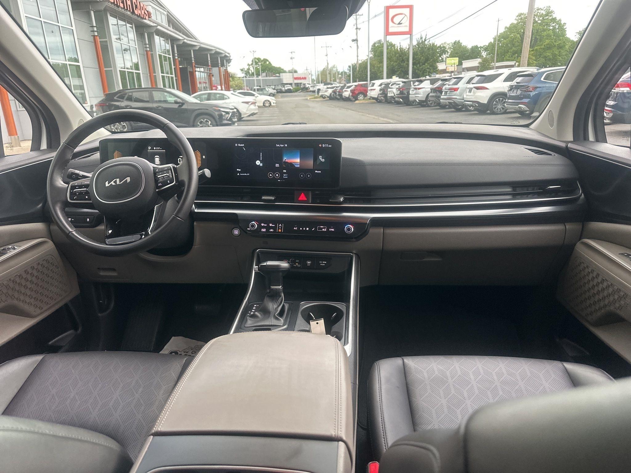 Kia Carnival  2025