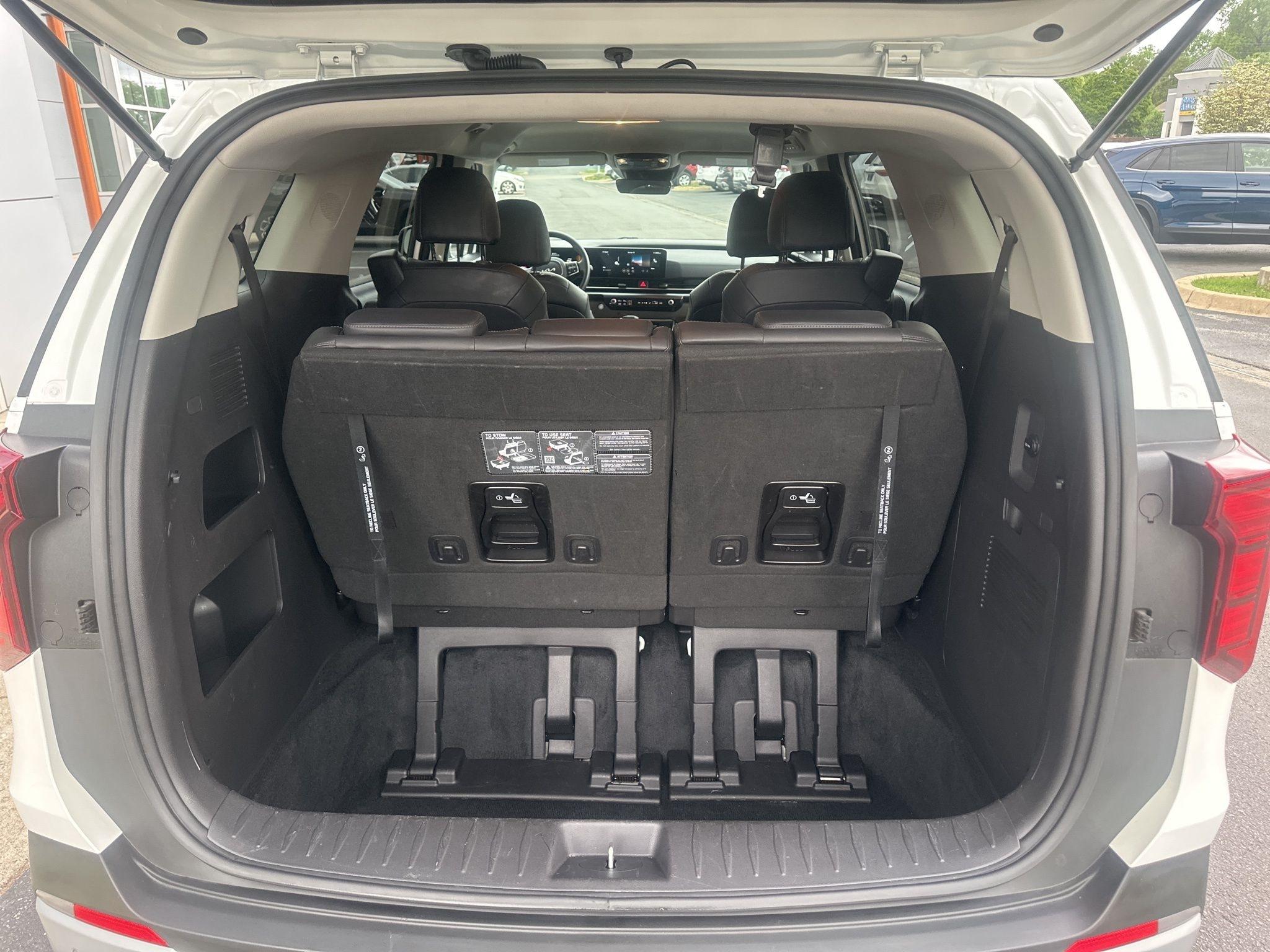 Kia Carnival  2025
