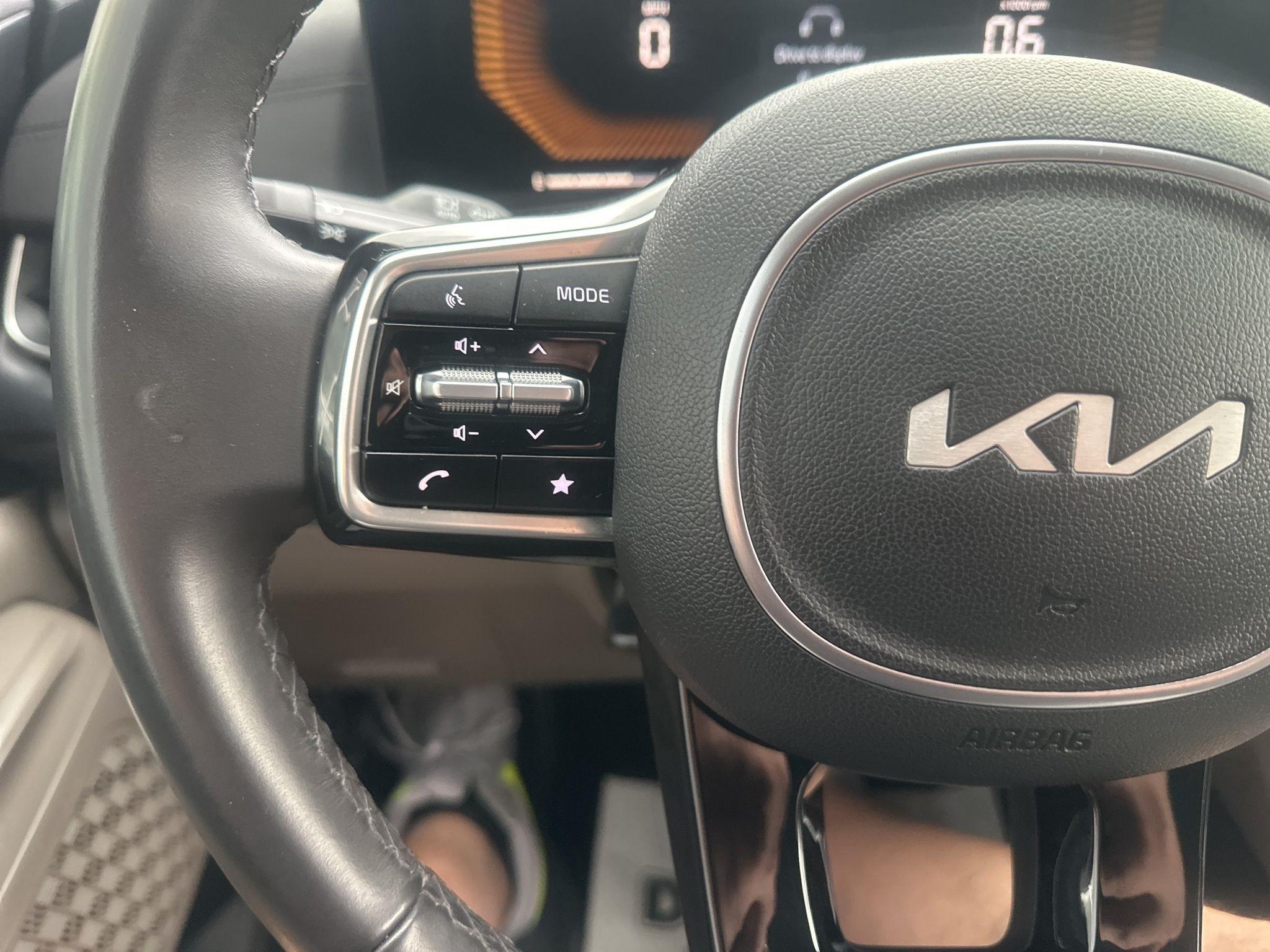 Kia Carnival  2025