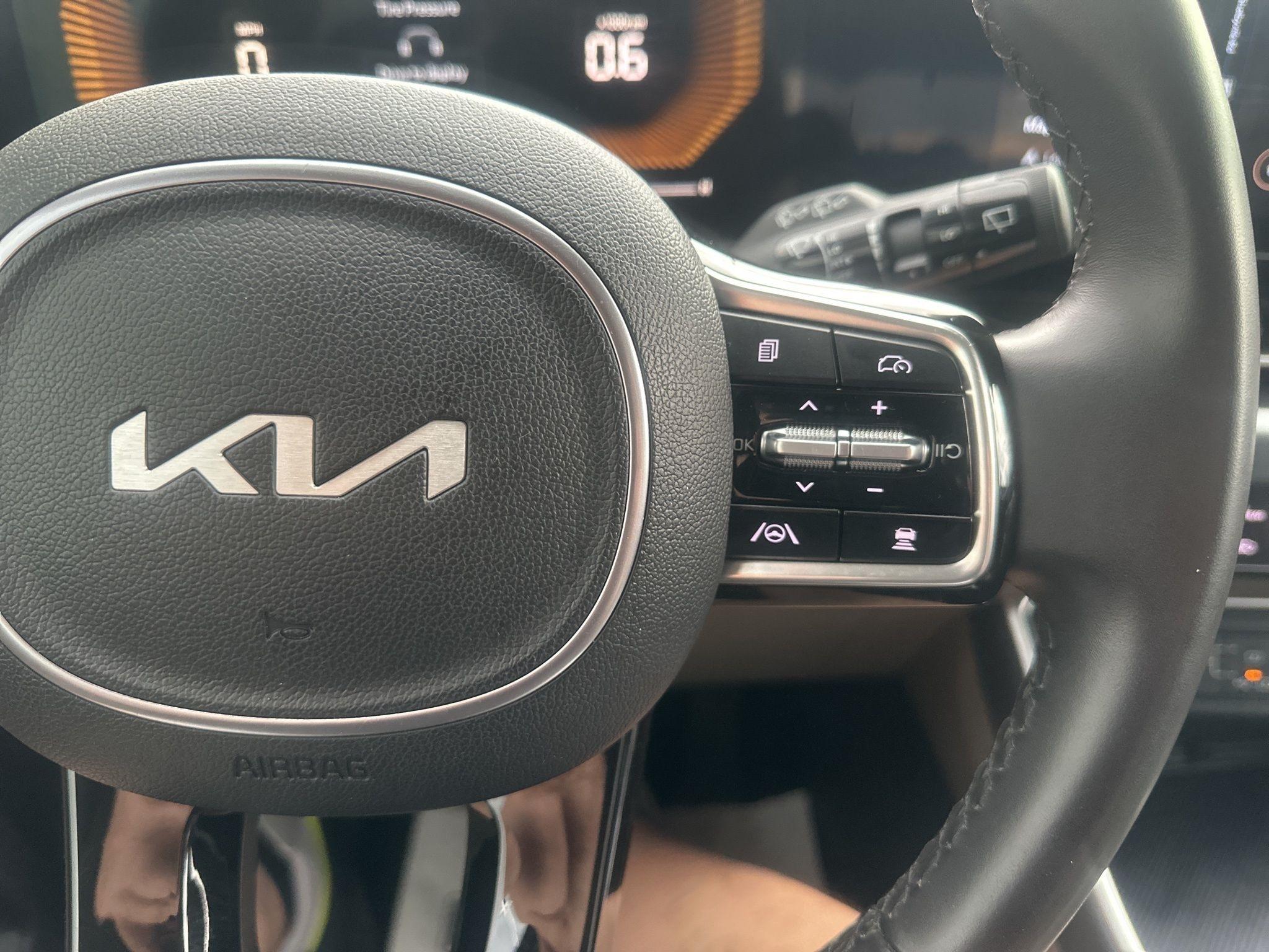 Kia Carnival  2025