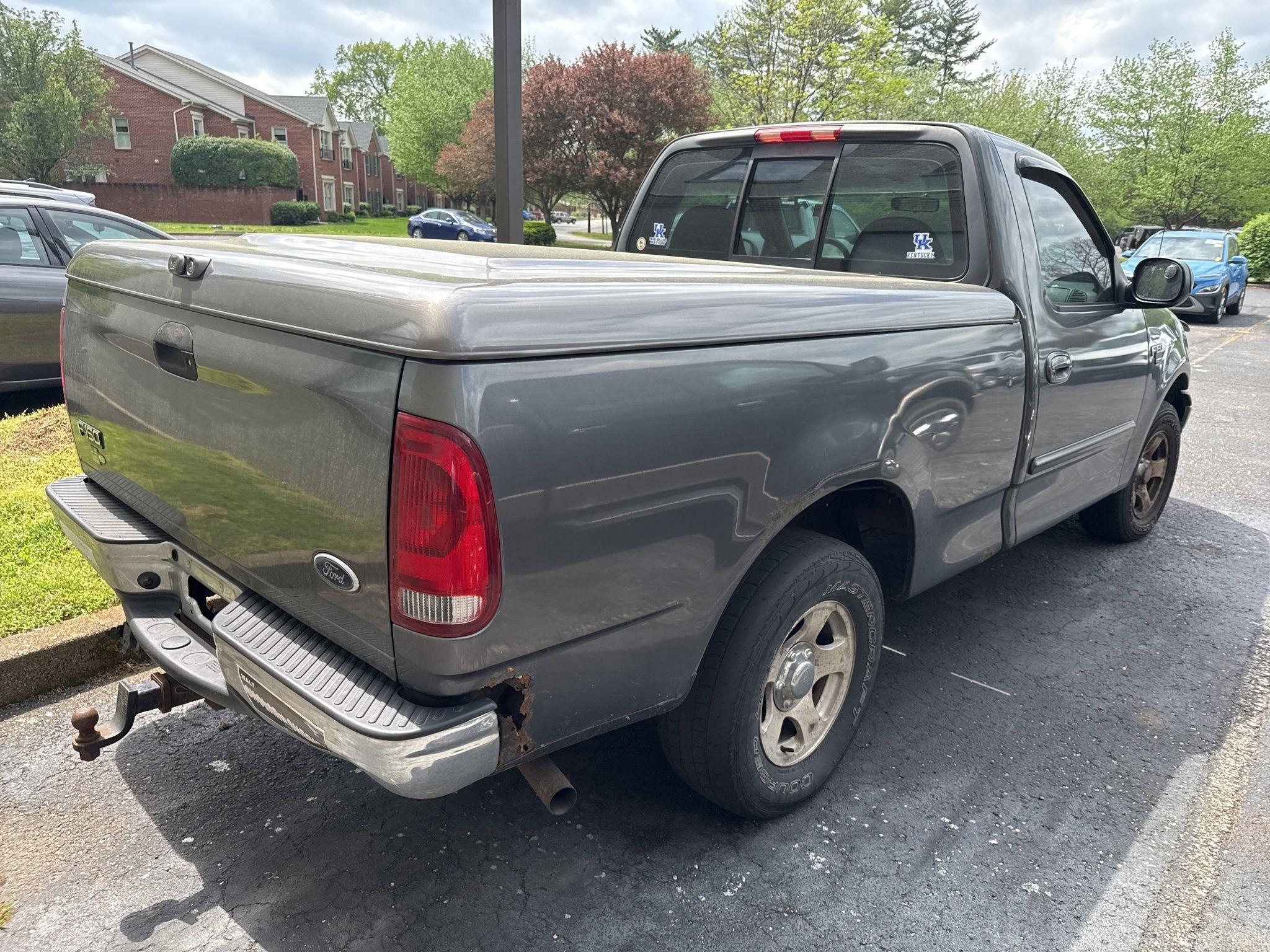 2003 Ford F-150 XL