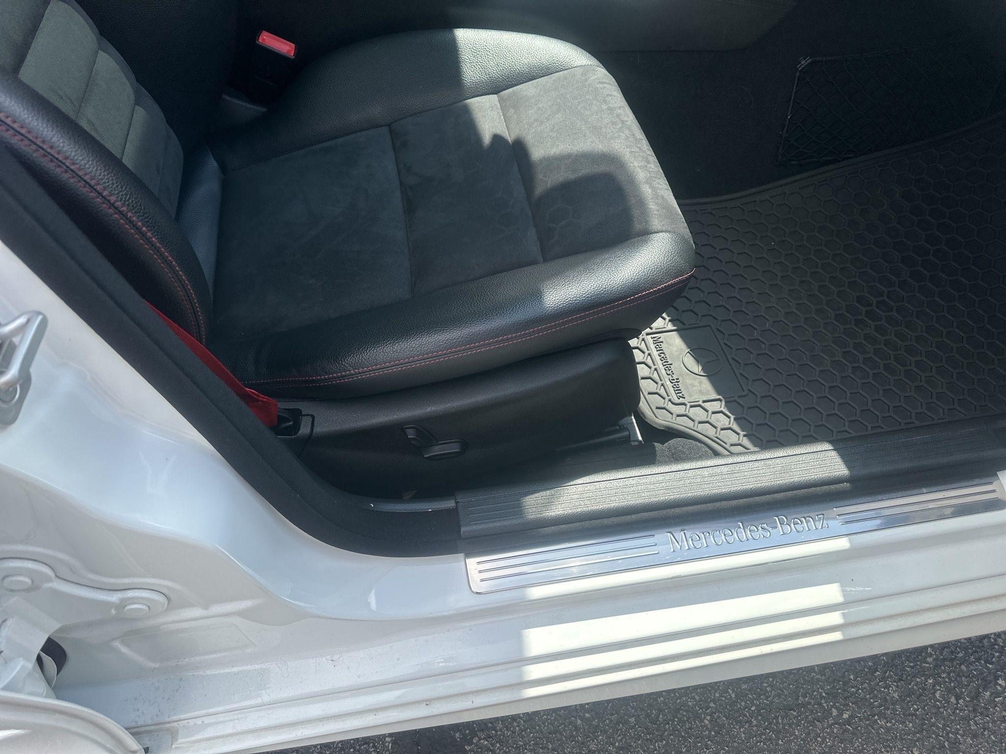 Mercedes-Benz C-Class  2013