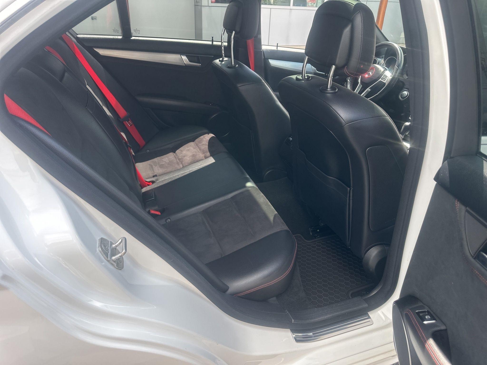 Mercedes-Benz C-Class  2013