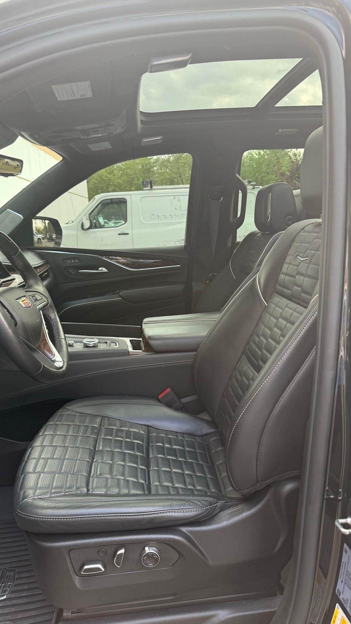 Cadillac Escalade  2023