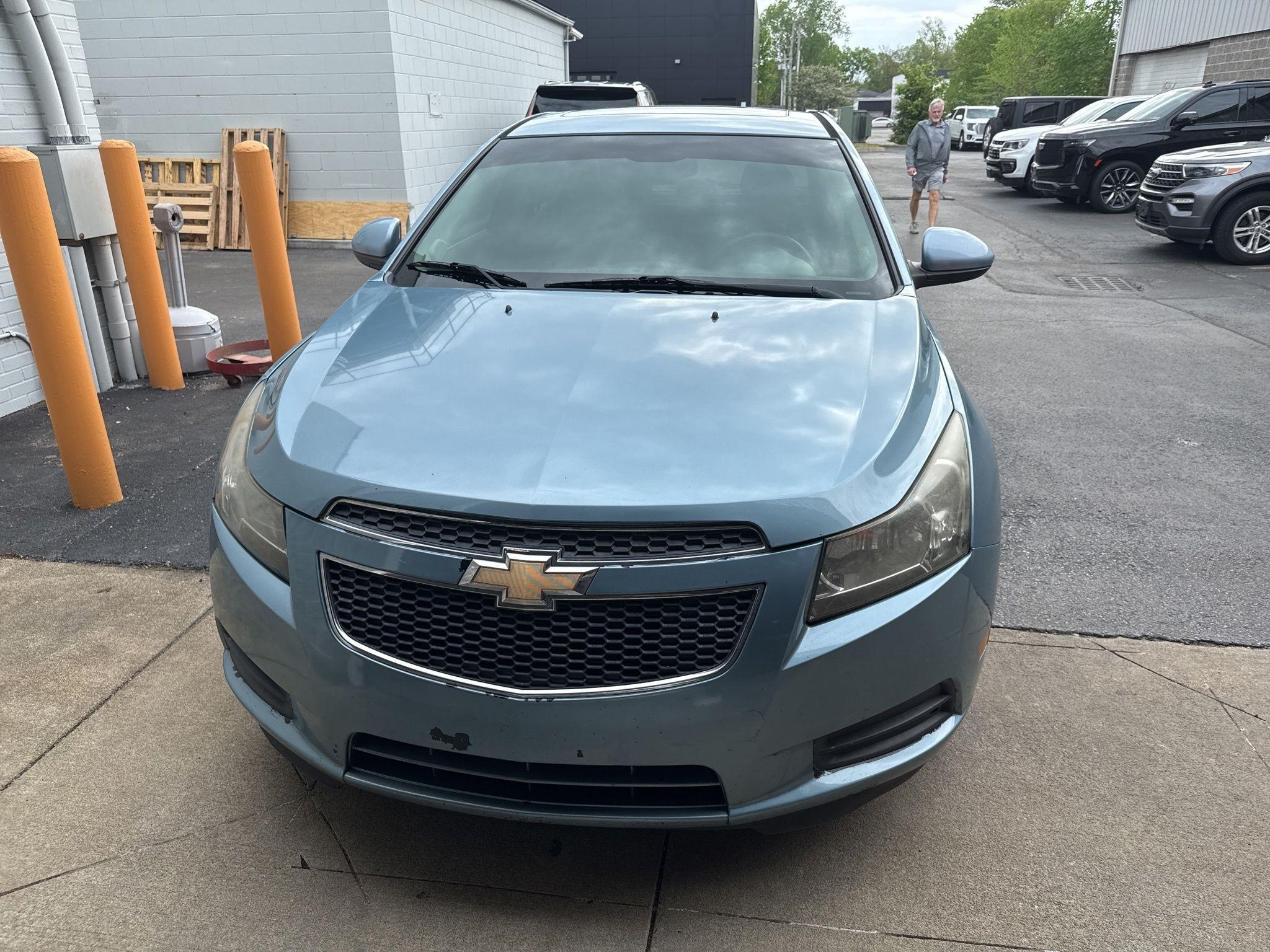 Chevrolet Cruze  2011