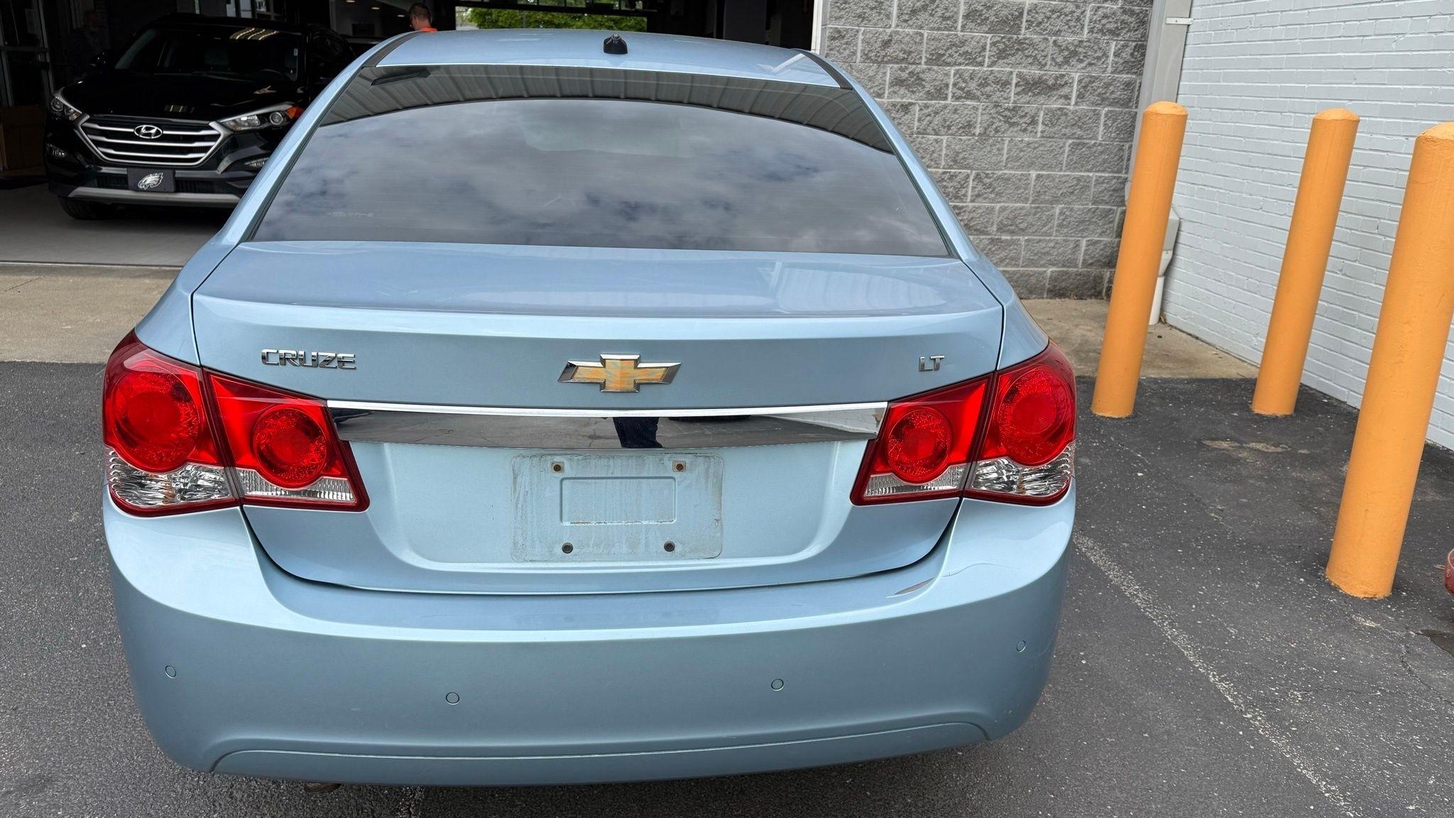 Chevrolet Cruze  2011