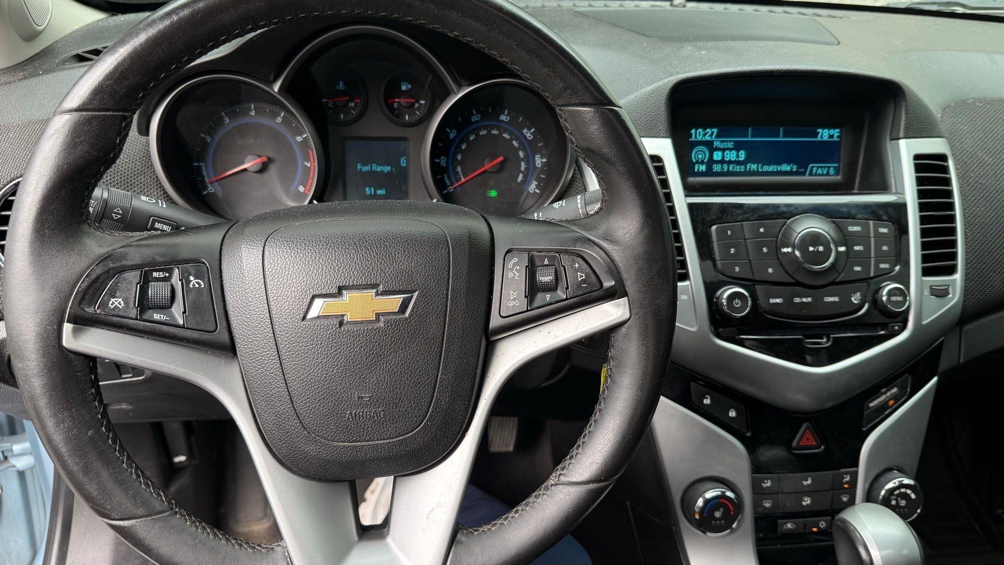 Chevrolet Cruze  2011