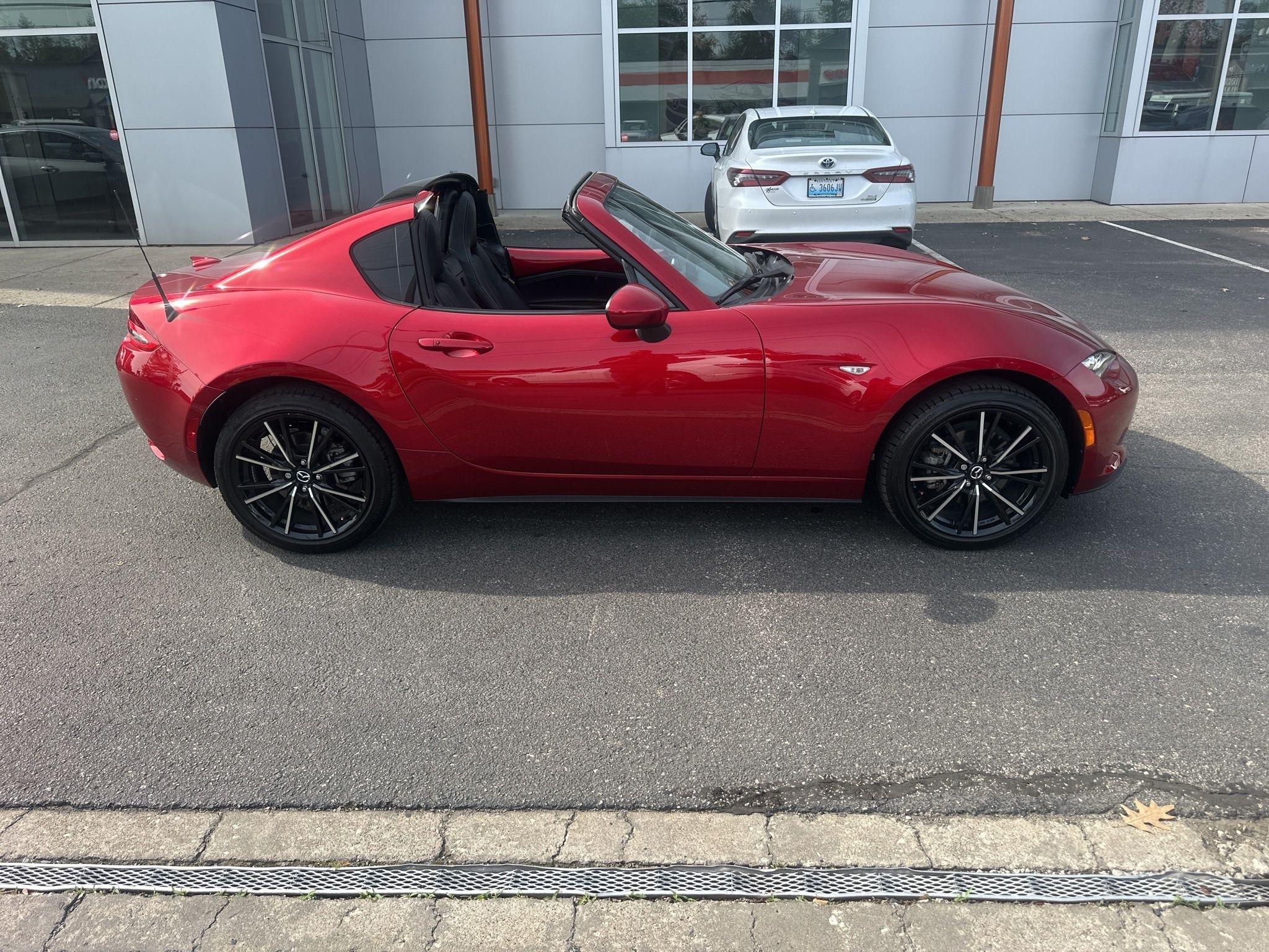 Mazda MX-5 Miata RF  2024