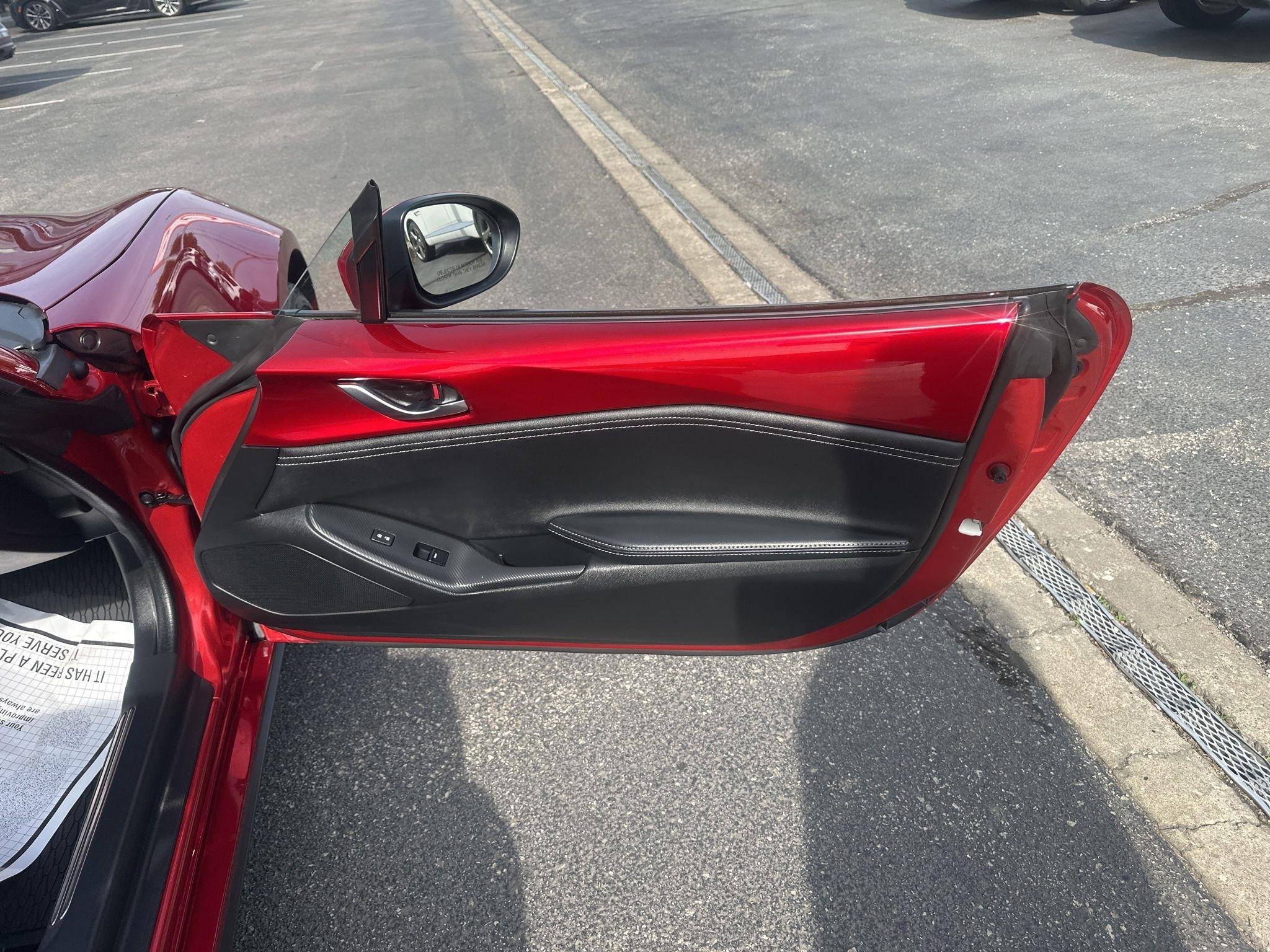 Mazda MX-5 Miata RF  2024