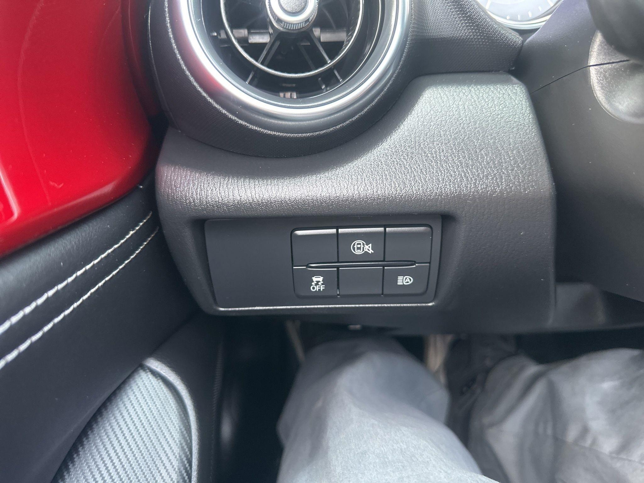 Mazda MX-5 Miata RF  2024