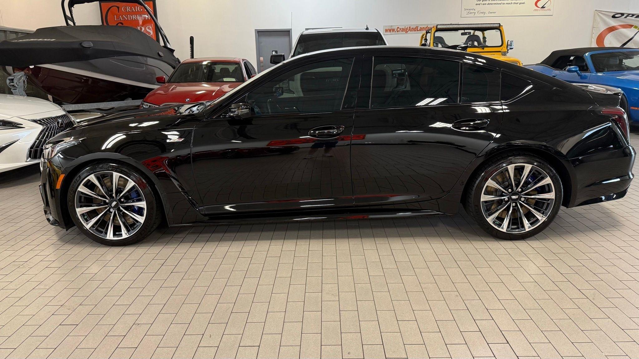 Cadillac CT5-V Blackwing  2023