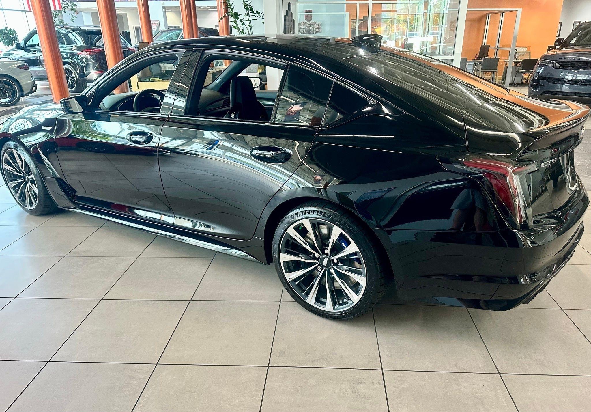 Cadillac CT5-V Blackwing  2023