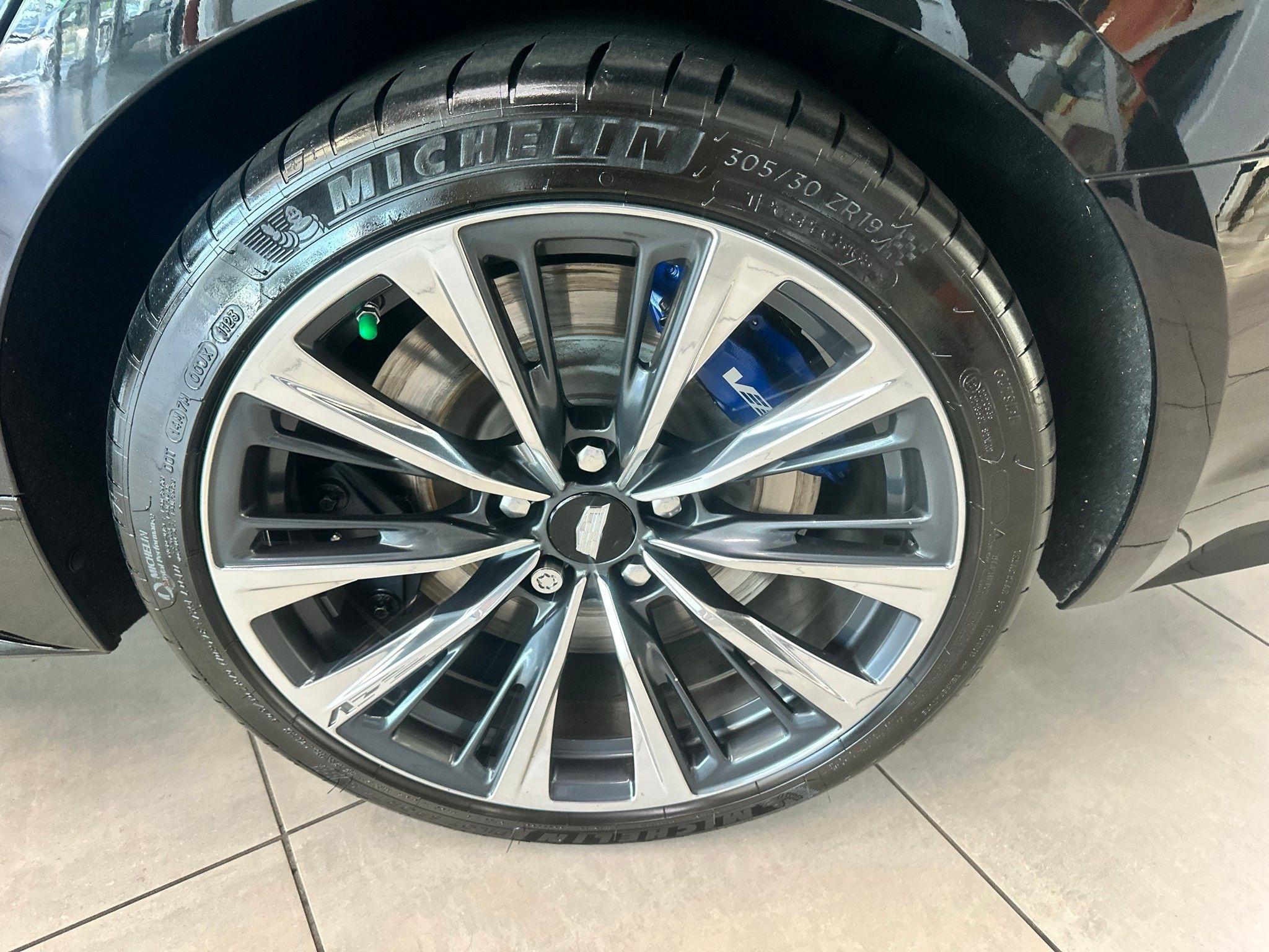 Cadillac CT5-V Blackwing  2023