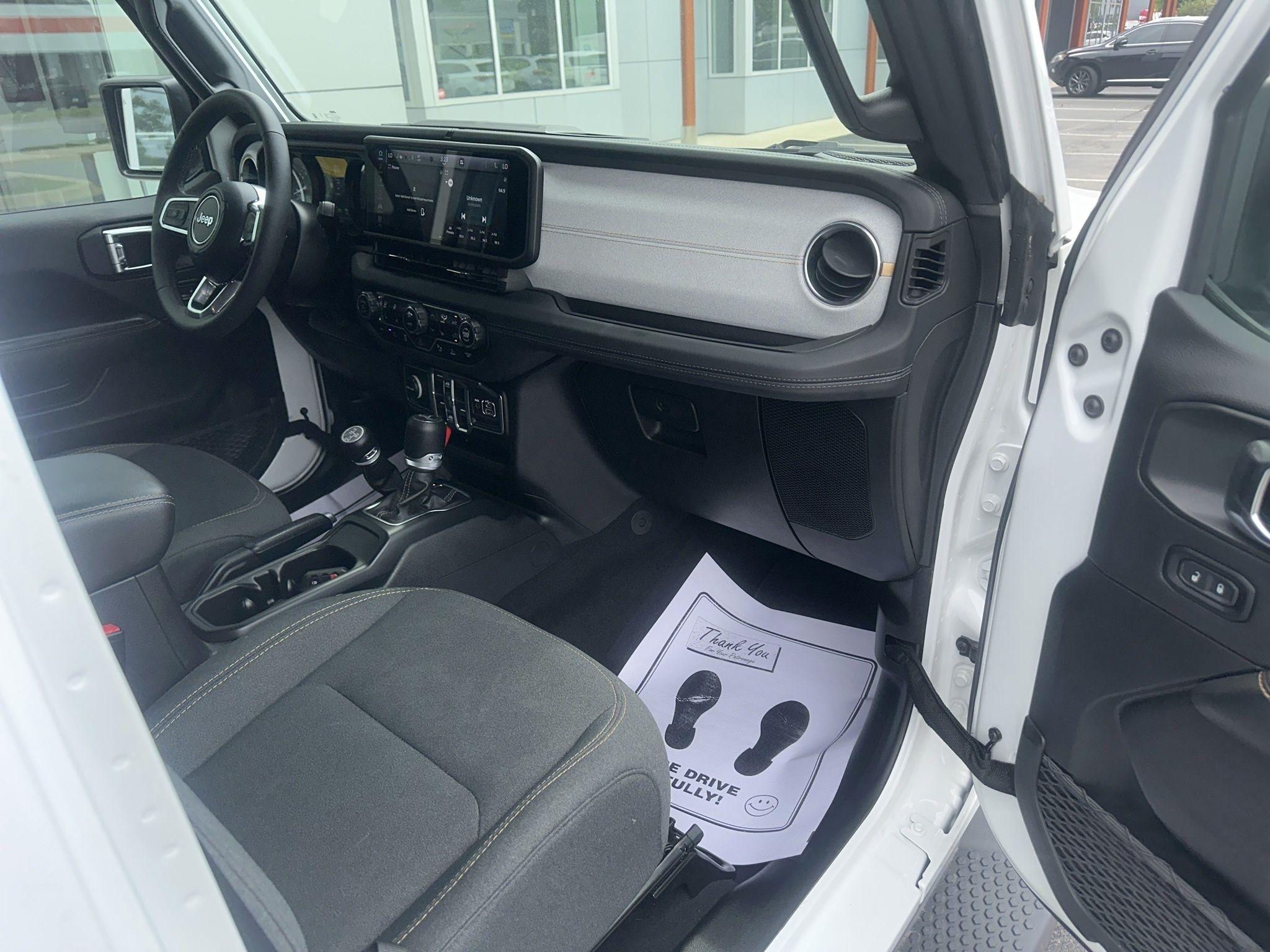 Jeep Wrangler  2025