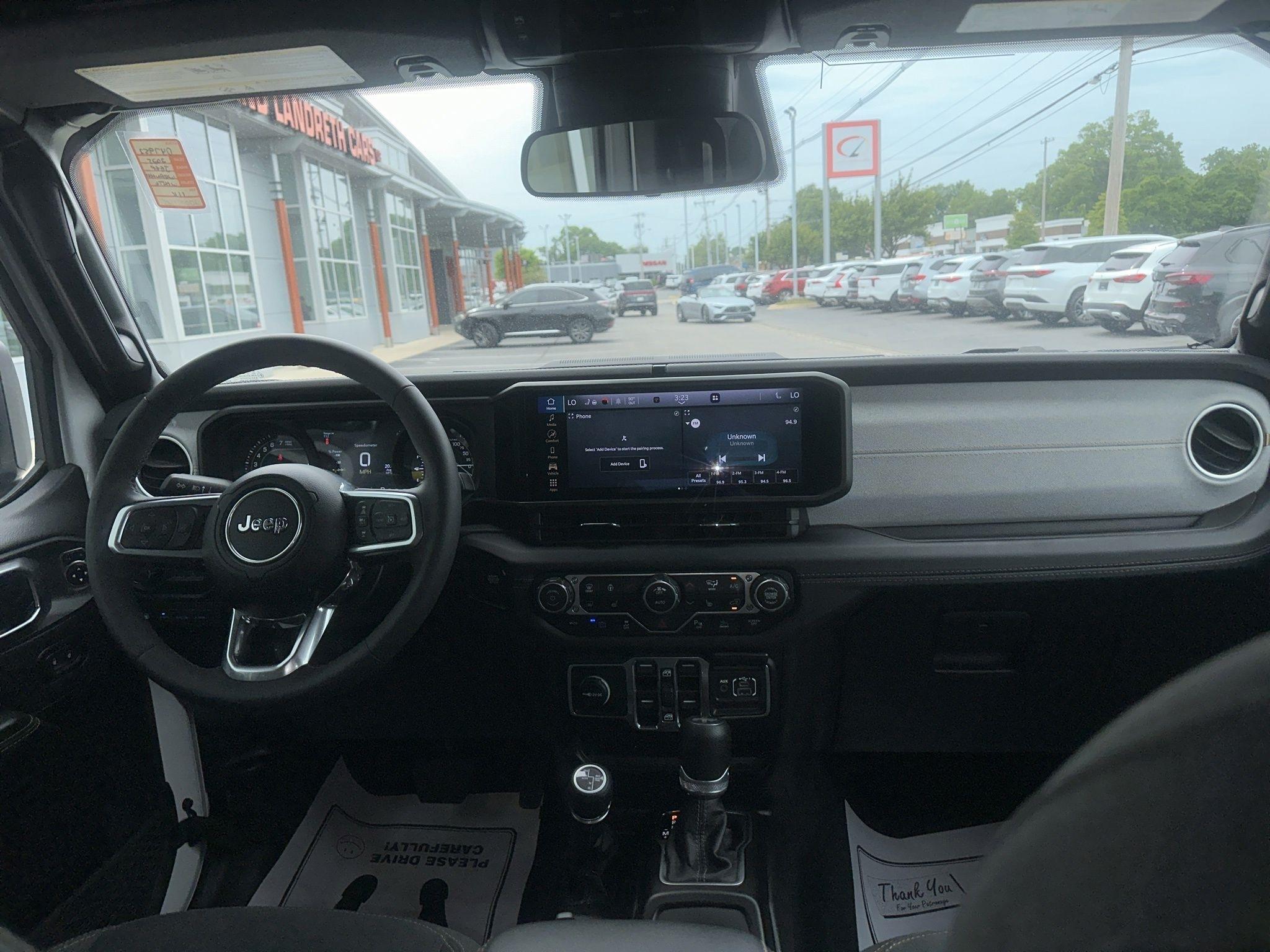 Jeep Wrangler  2025