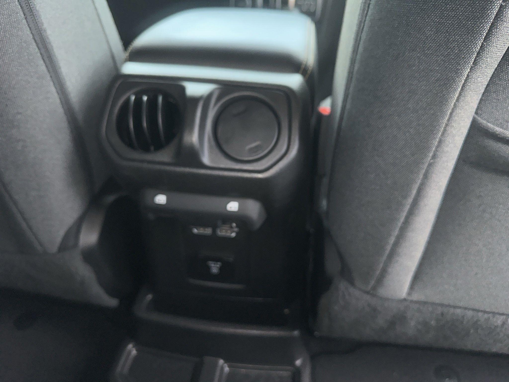 Jeep Wrangler  2025