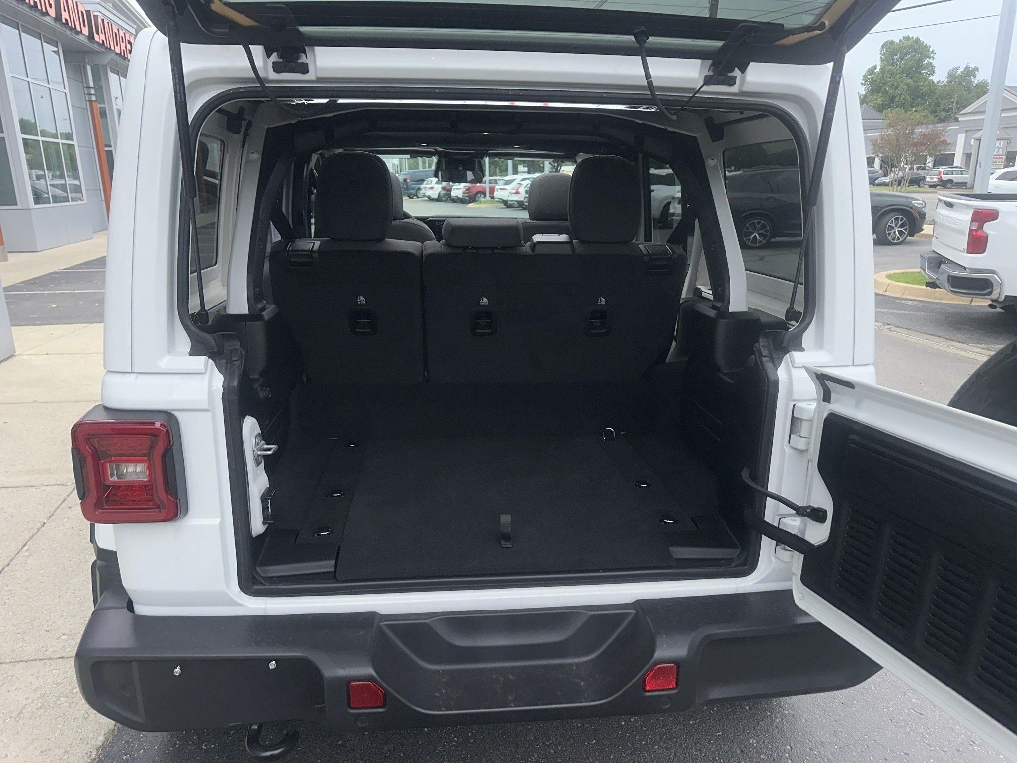 Jeep Wrangler  2025