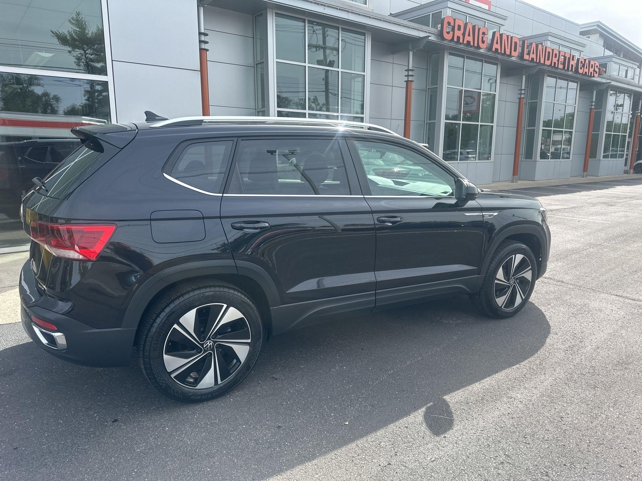 Volkswagen Taos  2024