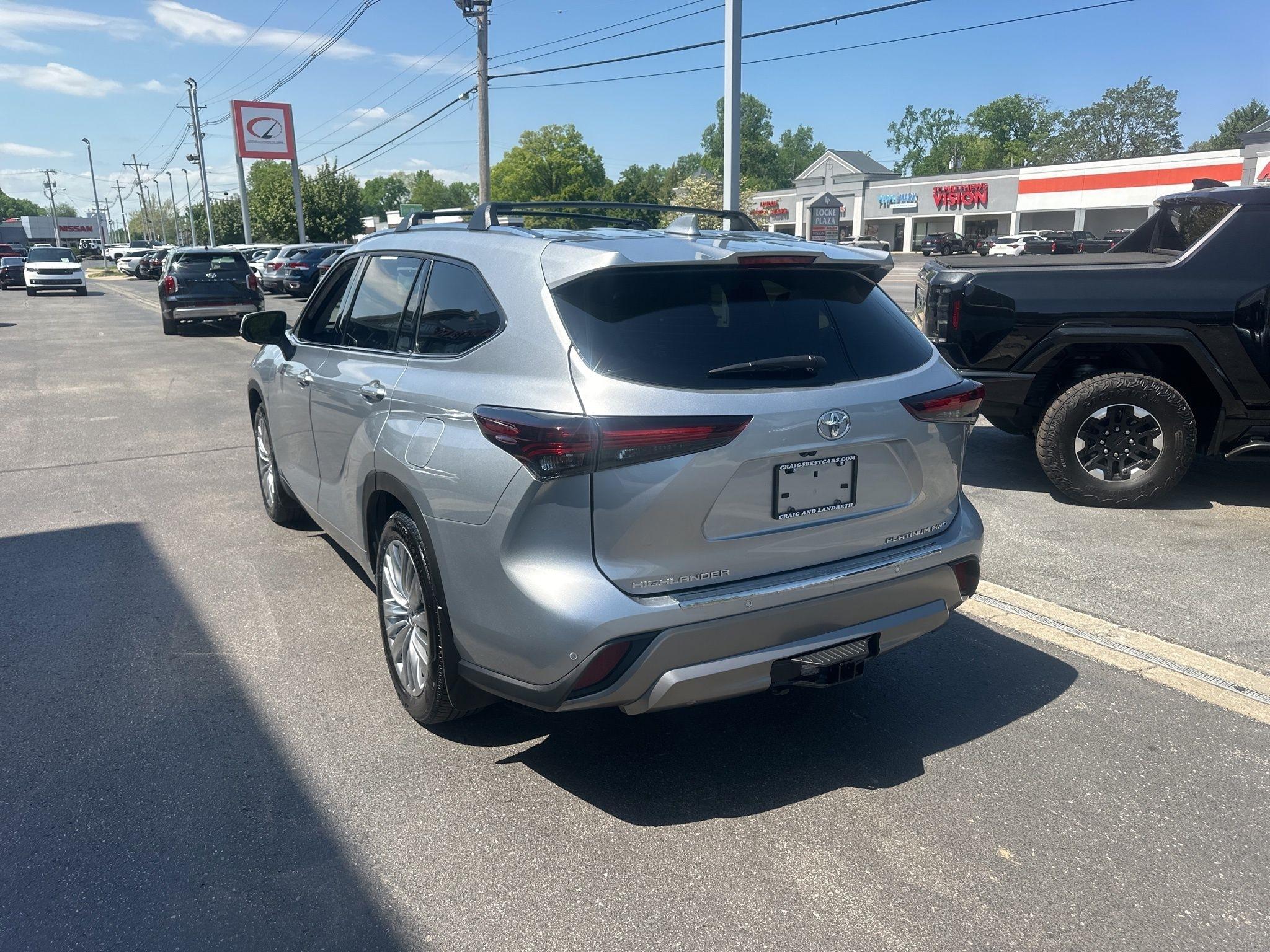 Toyota Highlander  2025