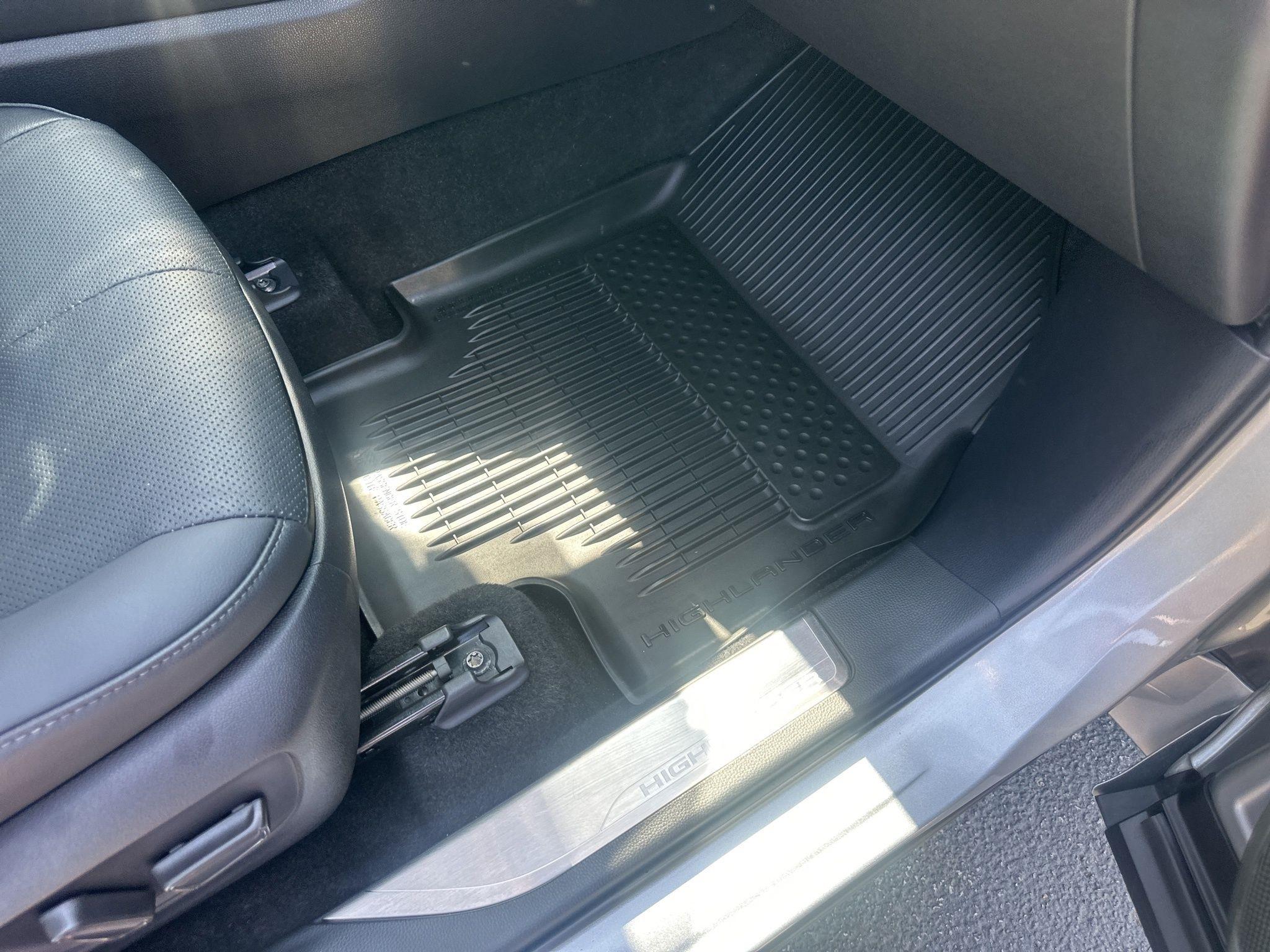 Toyota Highlander  2025