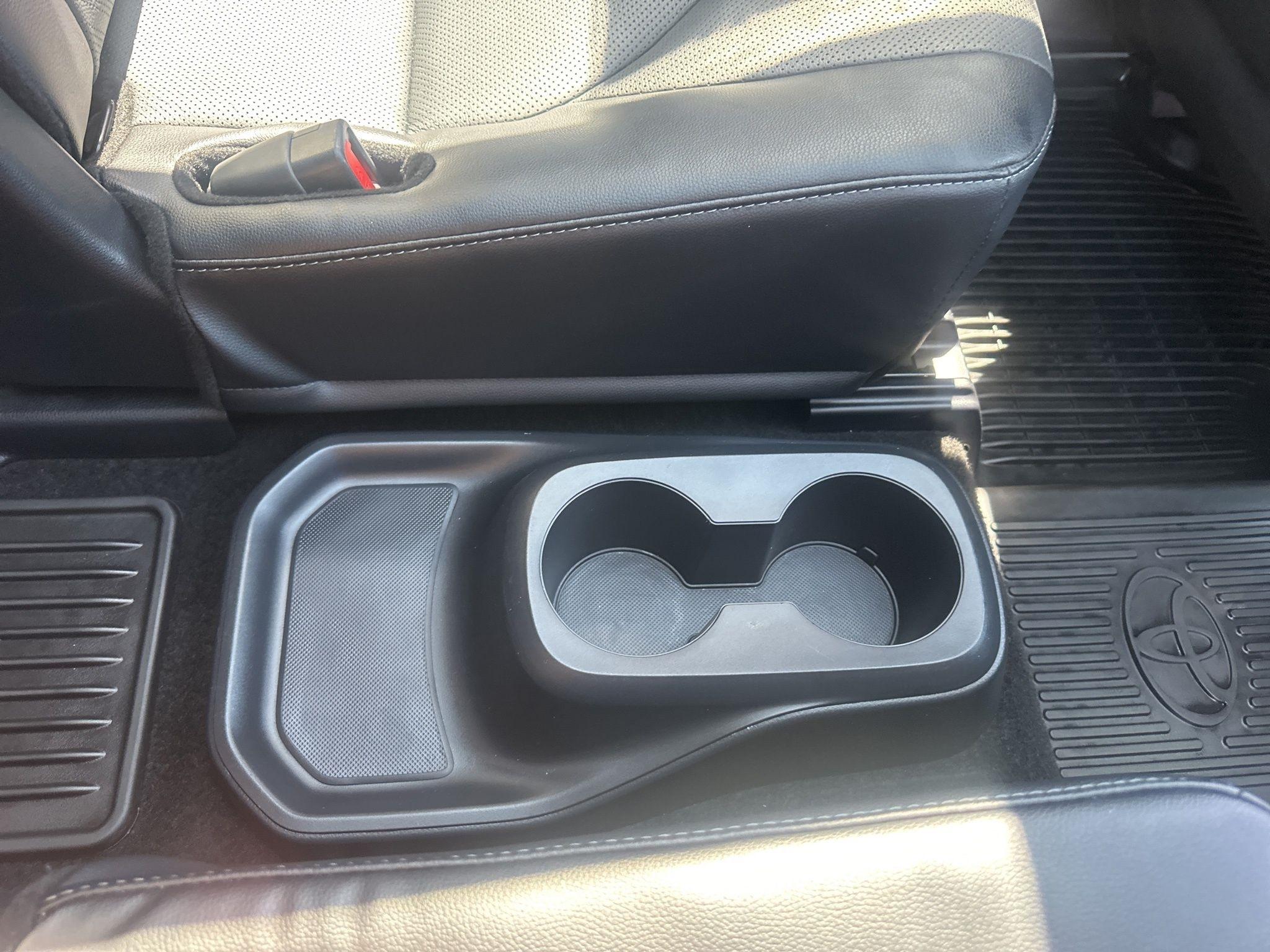 Toyota Highlander  2025